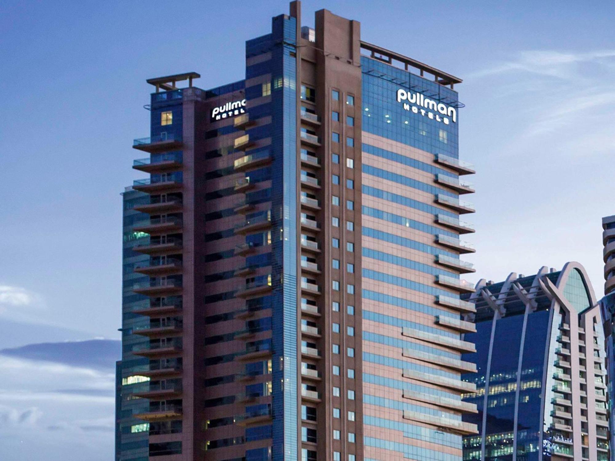 Pullman Jumeirah Lakes Towers Hotel