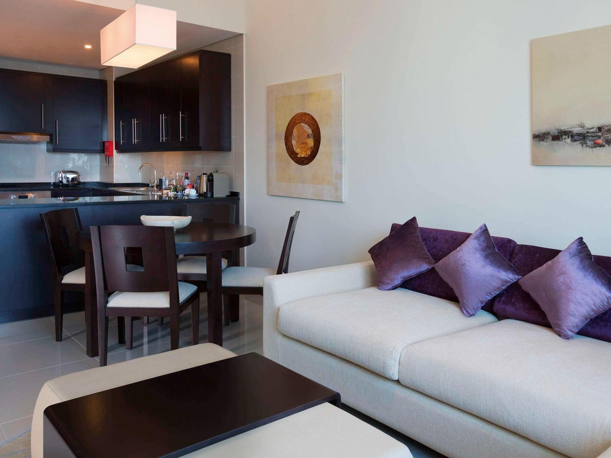 Pullman Jumeirah Lakes Towers Dubai