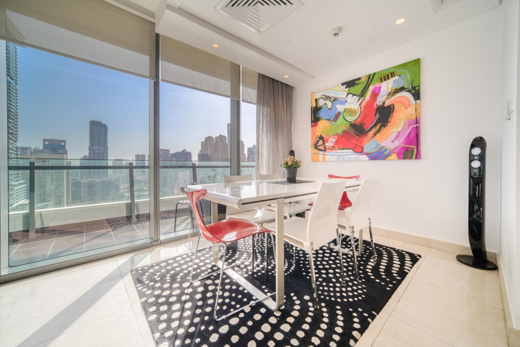 Silverene Tower, Marina - Mint Apartment Dubai