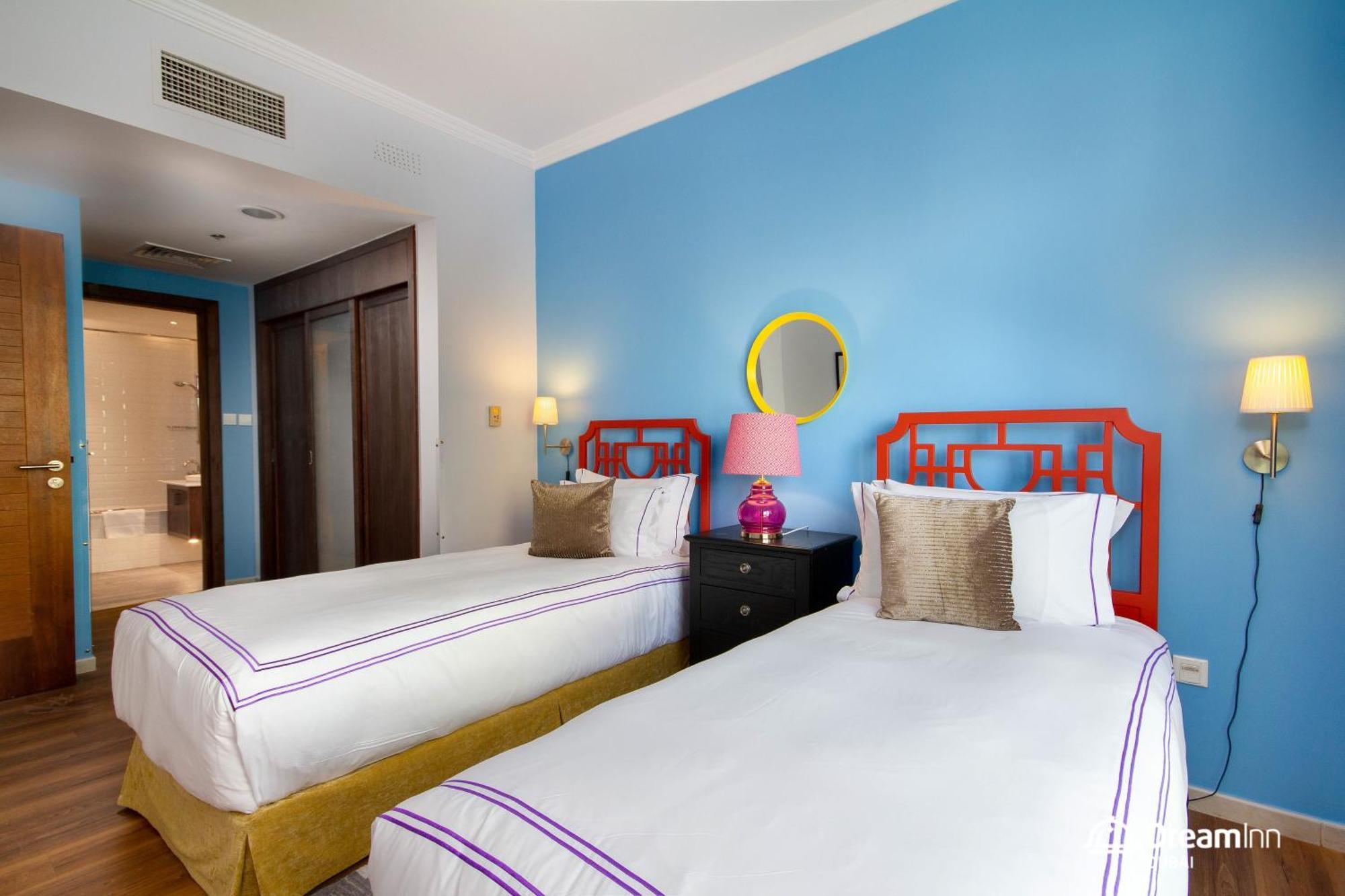 Apartment Dream - Near Marina, Al Sahab Tower