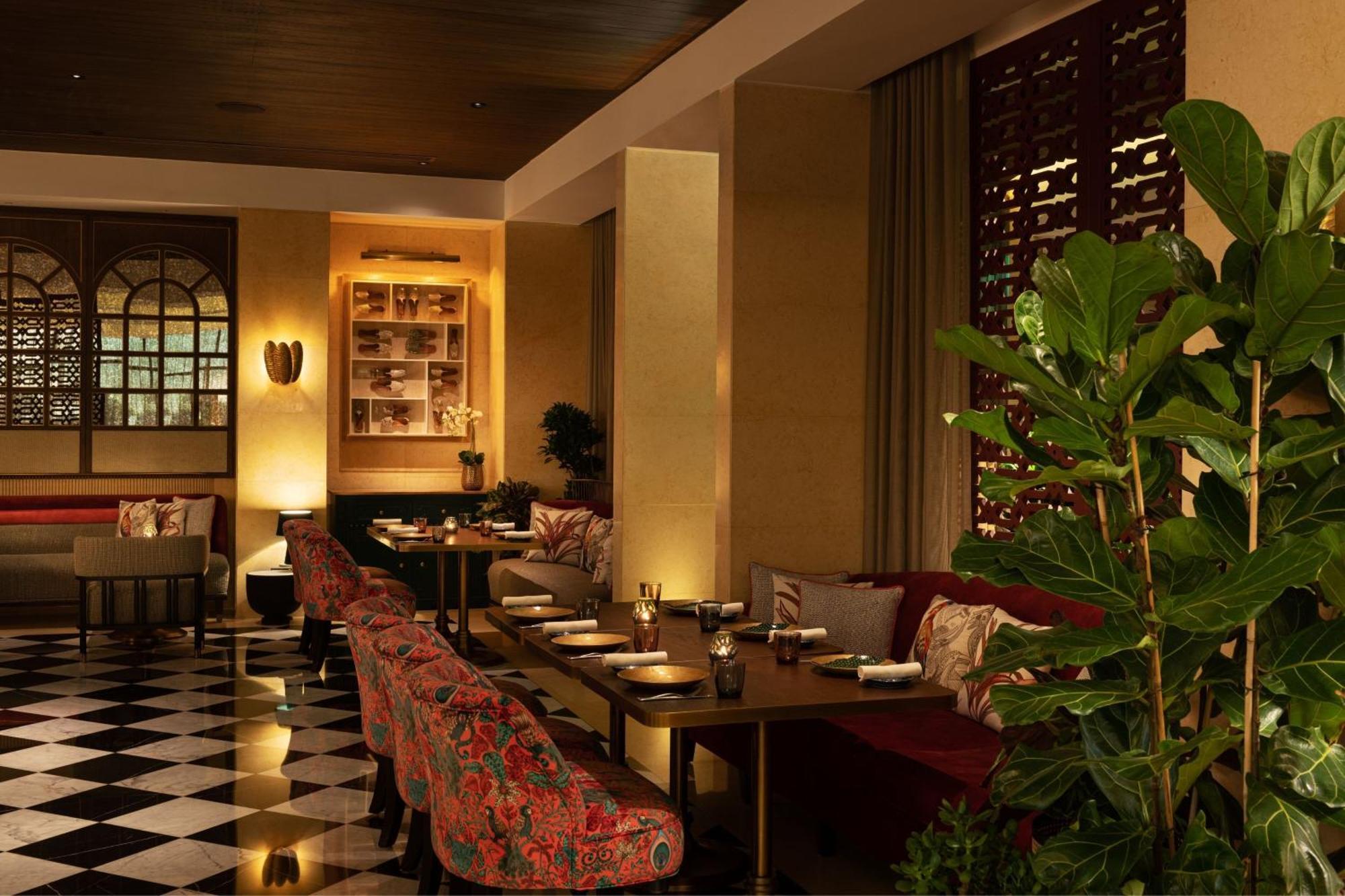 Hotel Grosvenor House, A Luxury Collection Hotel, 5*