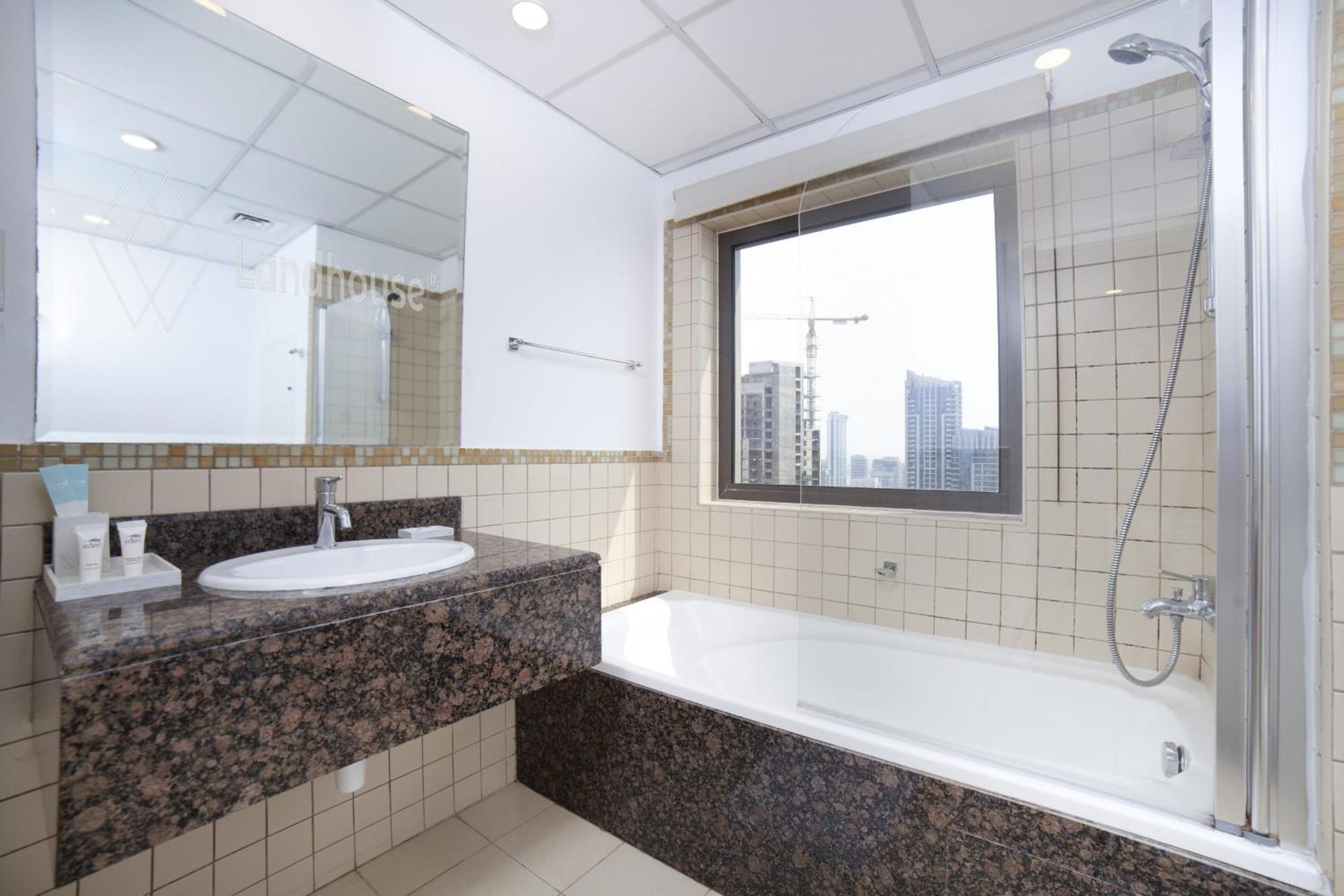 Stunning Marina & Sea View 4 Bedroom Apartment, Murjan 6 Jumeriah