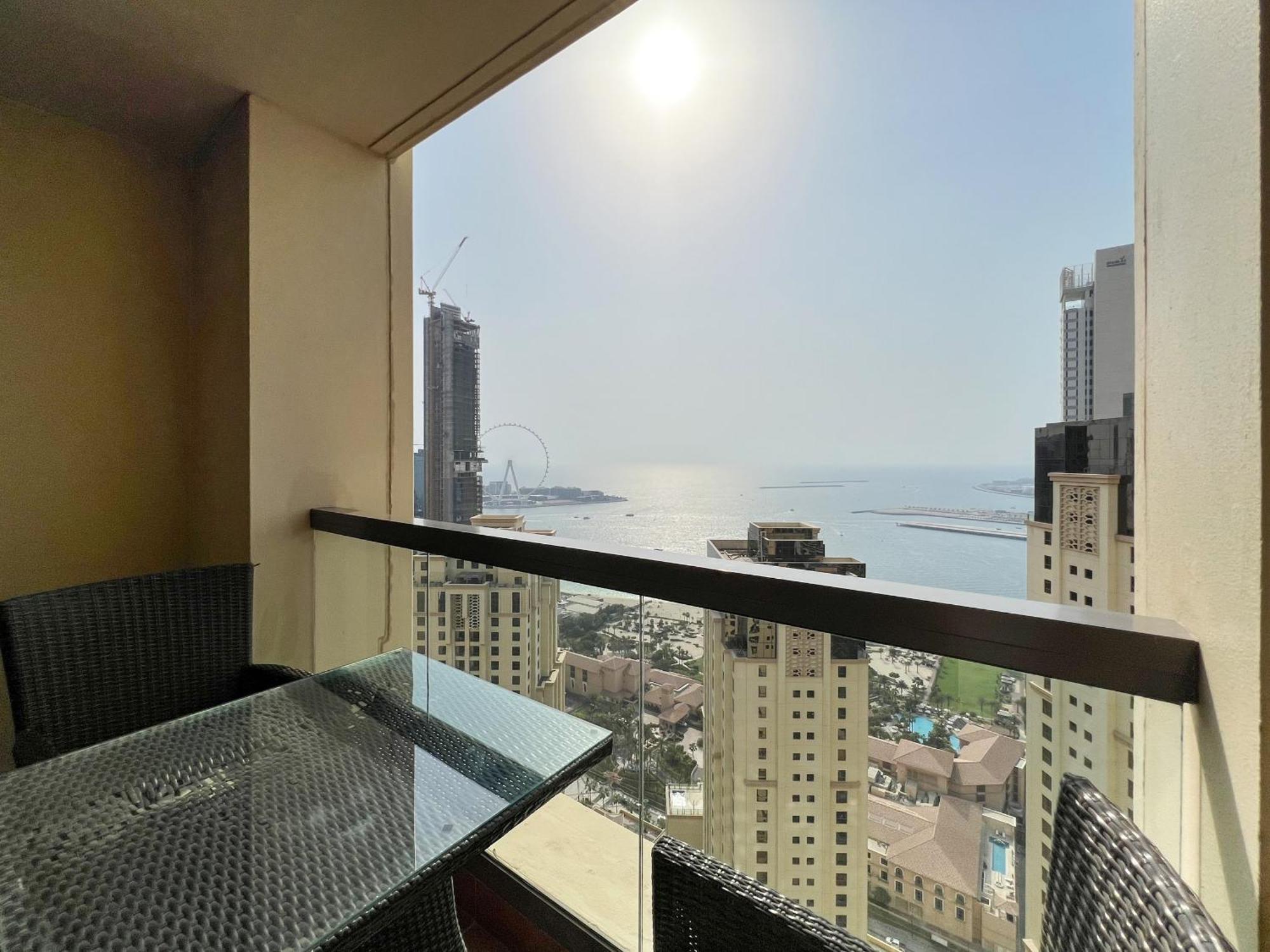 Stunning Marina & Sea View 4 Bedroom Apartment, Murjan 6 Jumeriah Apartment Dubai