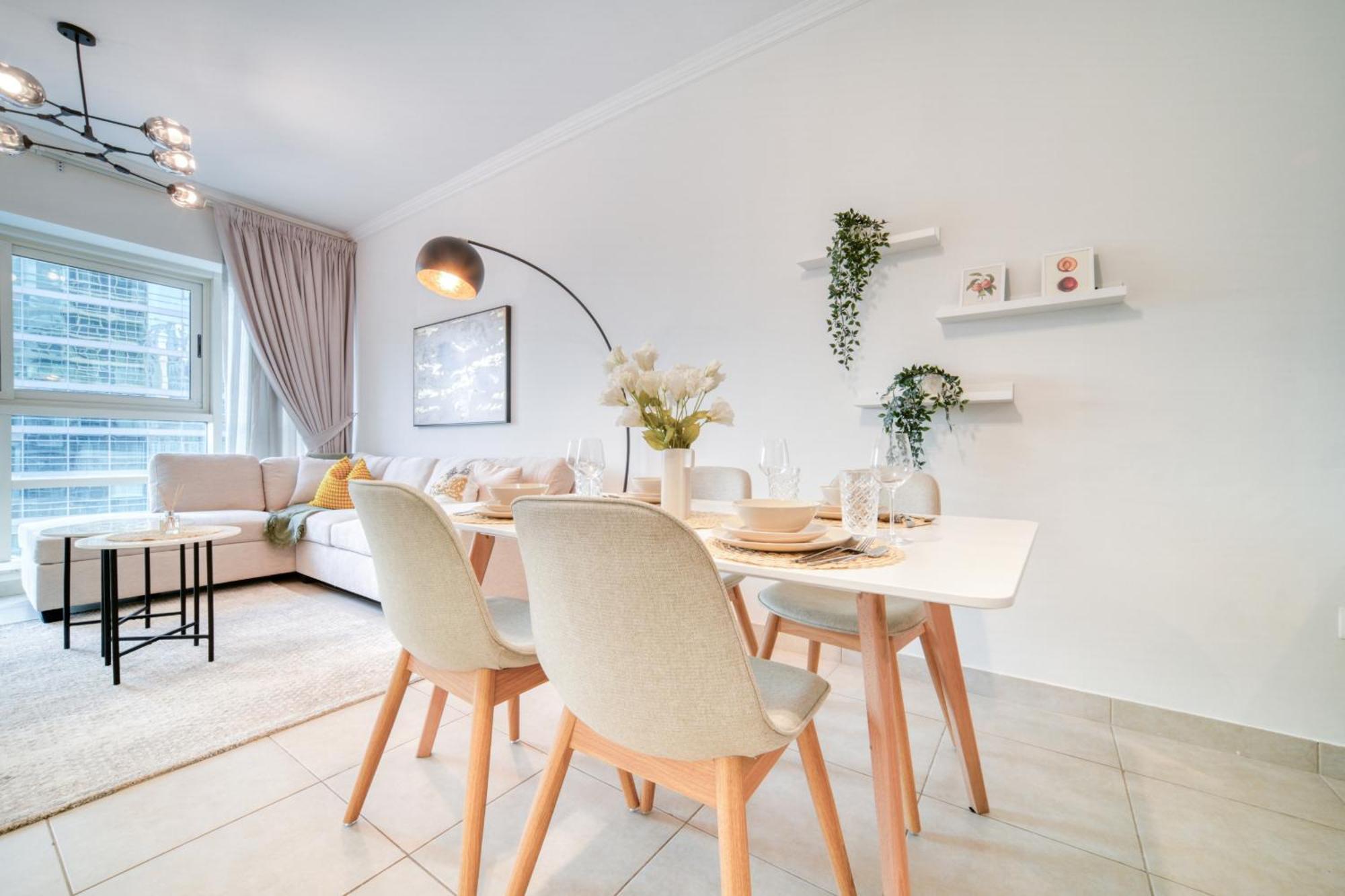 Marina Quays West, Marina - Mint Apartment