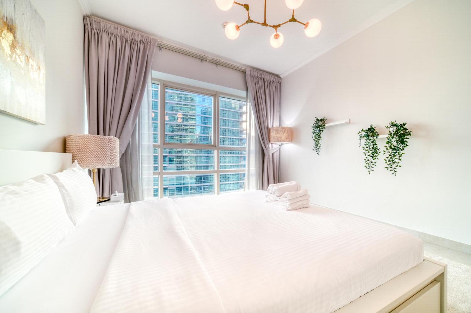 Marina Quays West, Marina - Mint Apartment Dubai
