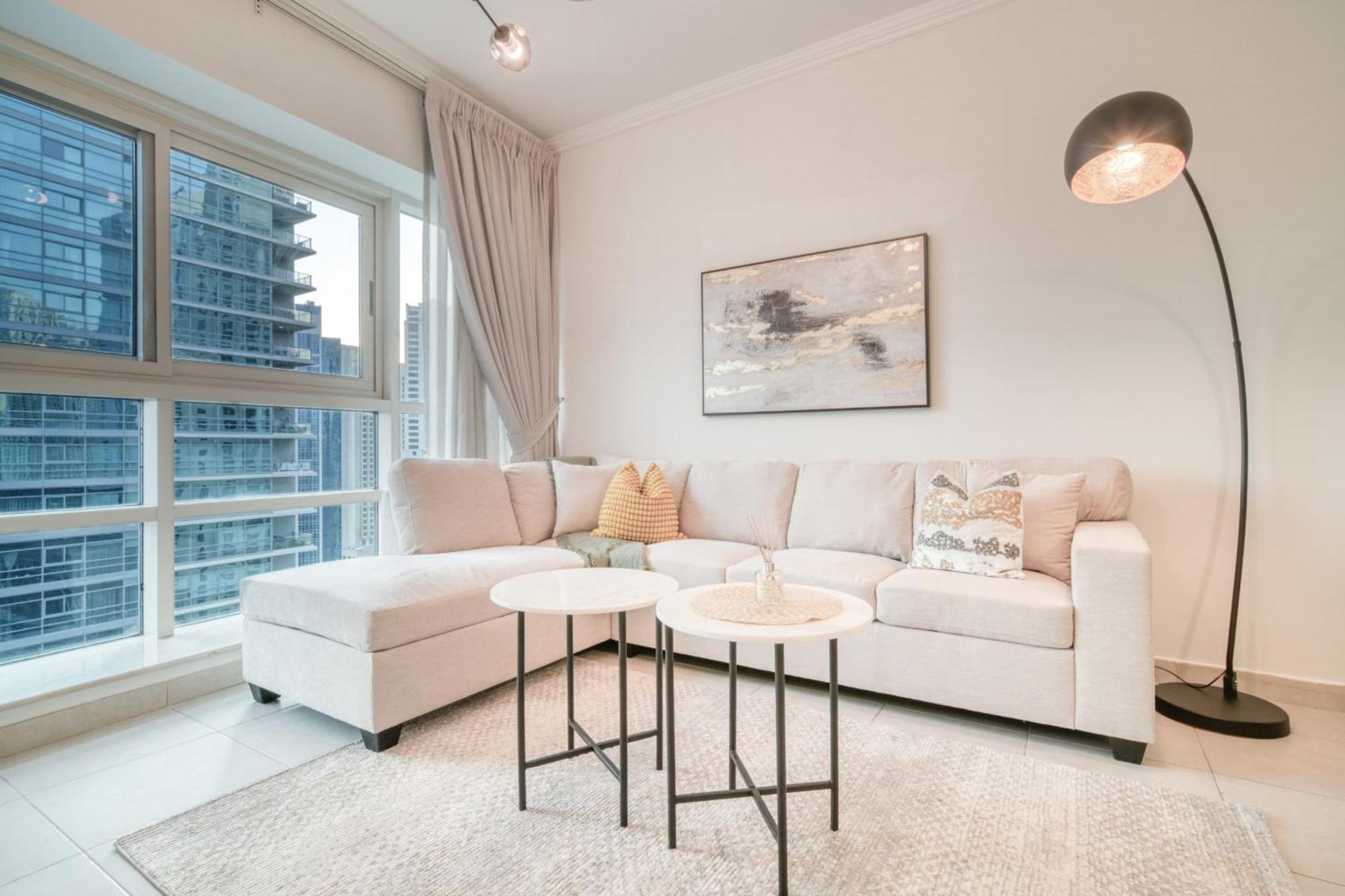 Apartment Marina Quays West, Marina - Mint *