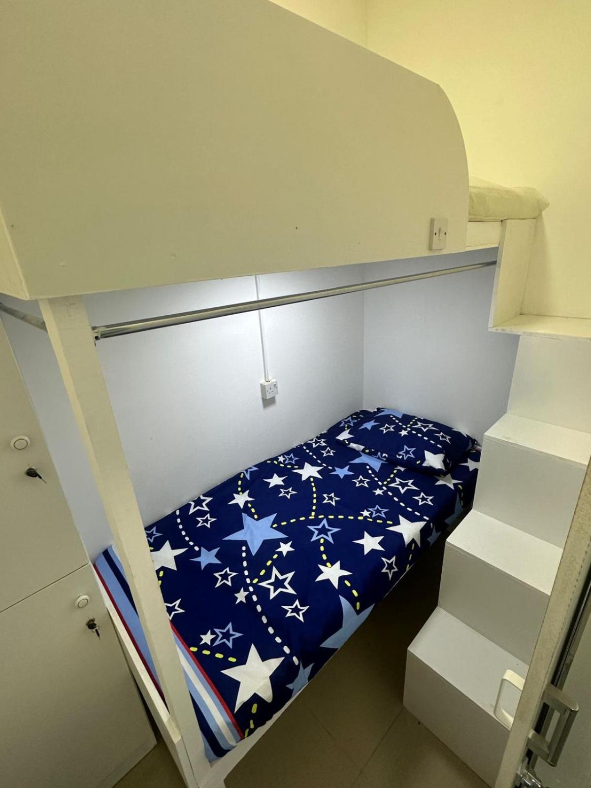 Decent 2 Boys Hostel Near Burjuman Metro Station Hostel *
