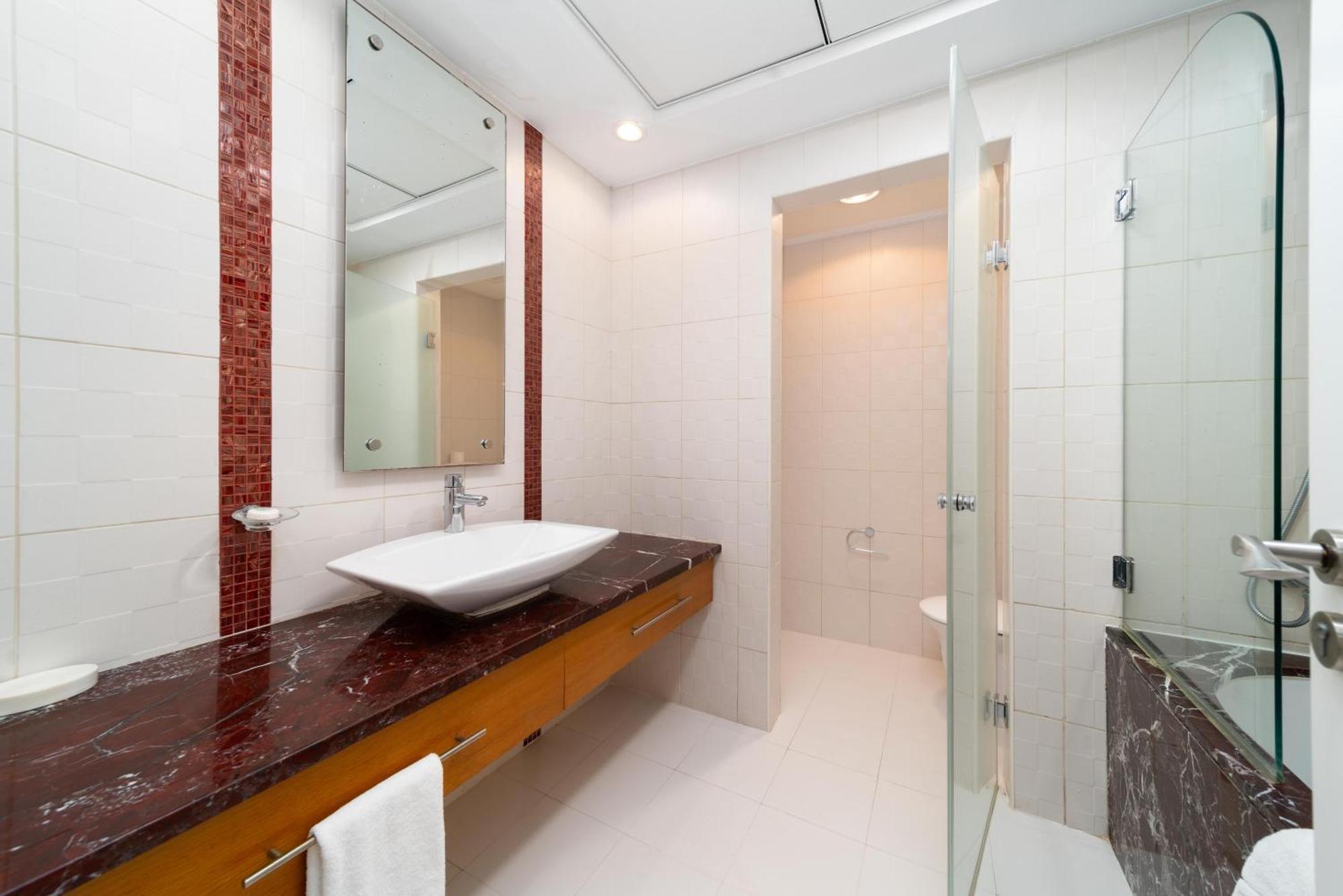 4-bedroom With Huge Private Garden On Jbr Villa *