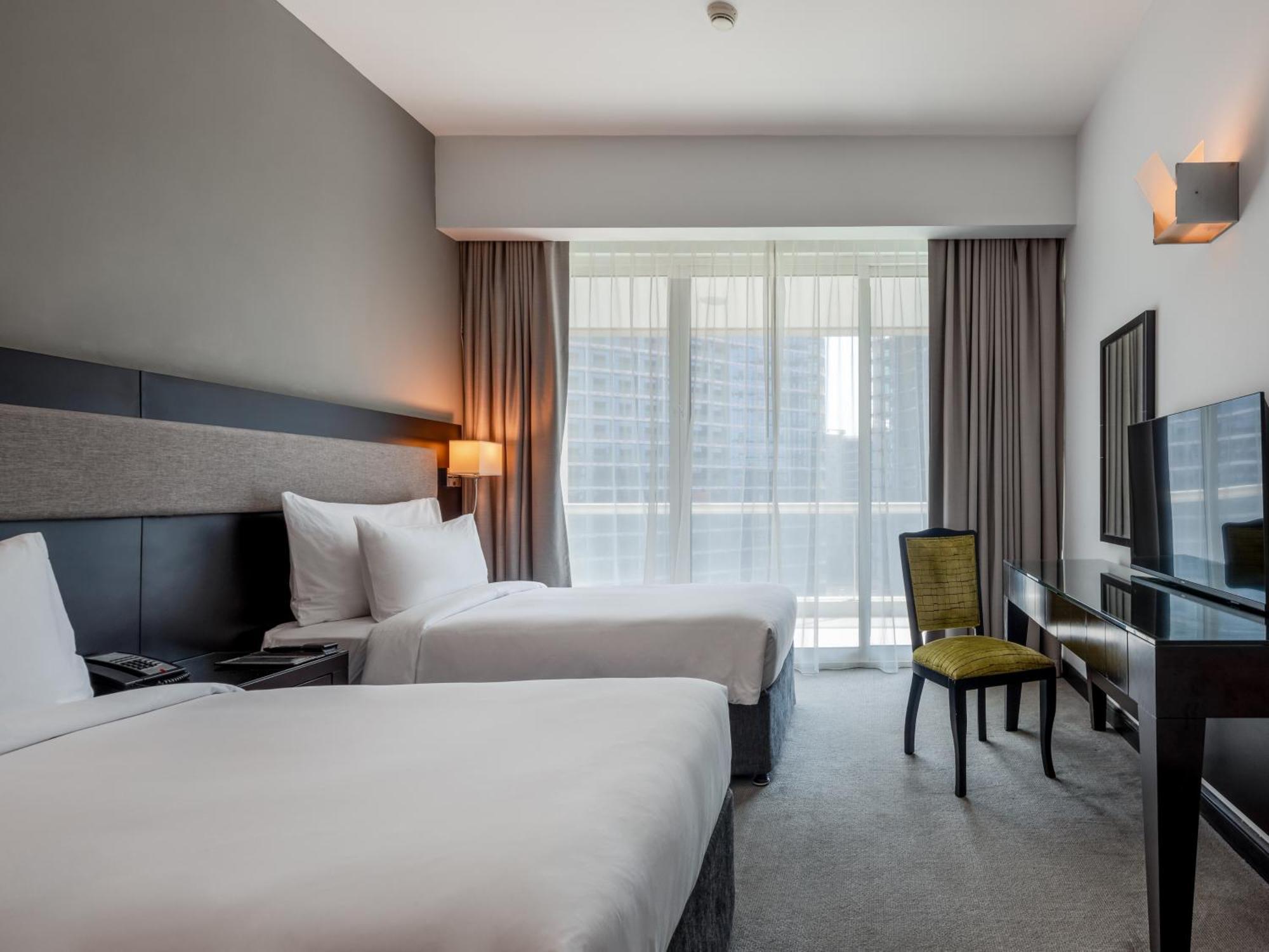 Flora Creek Deluxe Apartments, Aparthotel