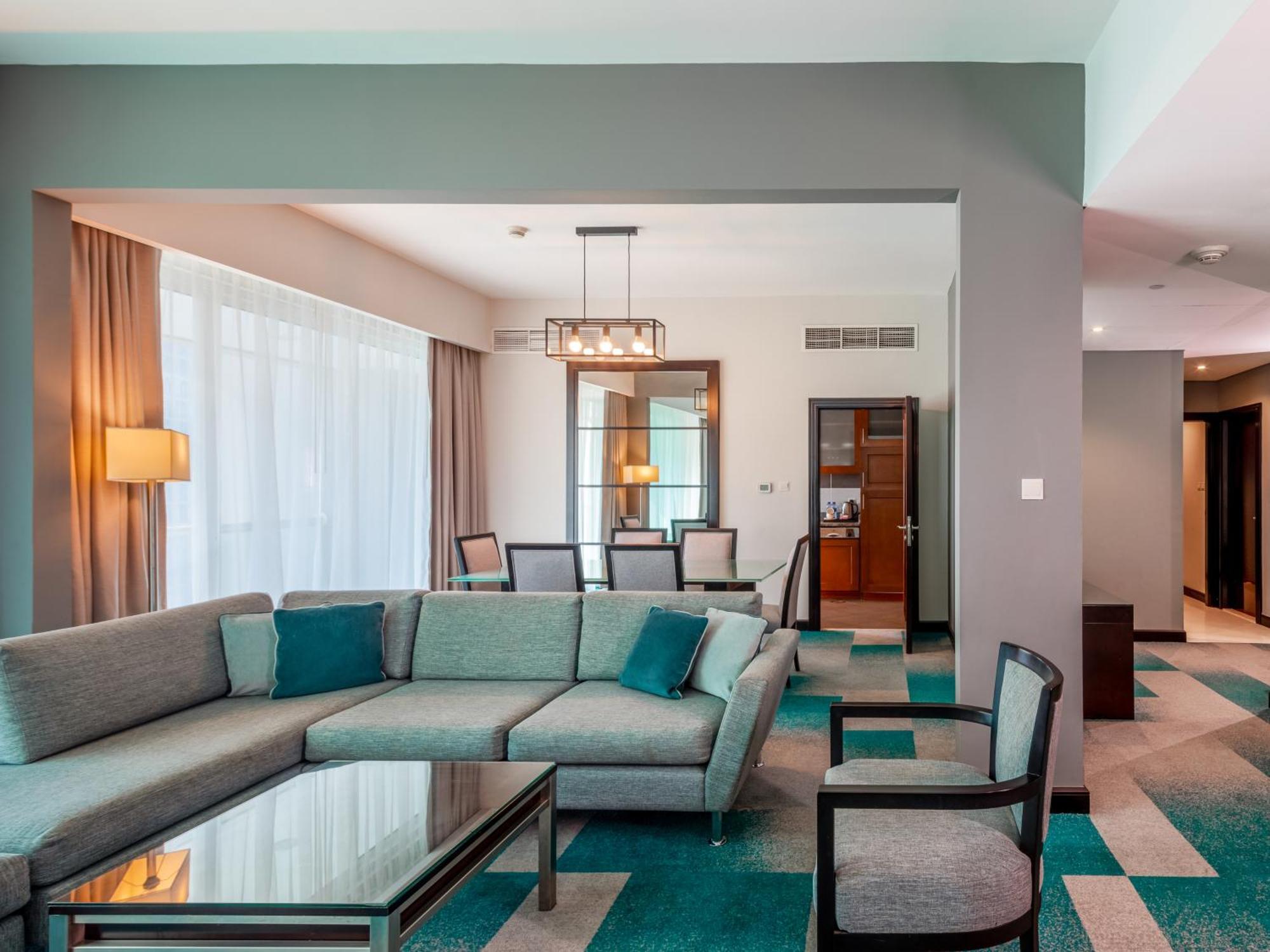 Aparthotel Flora Creek Deluxe Apartments, 4*