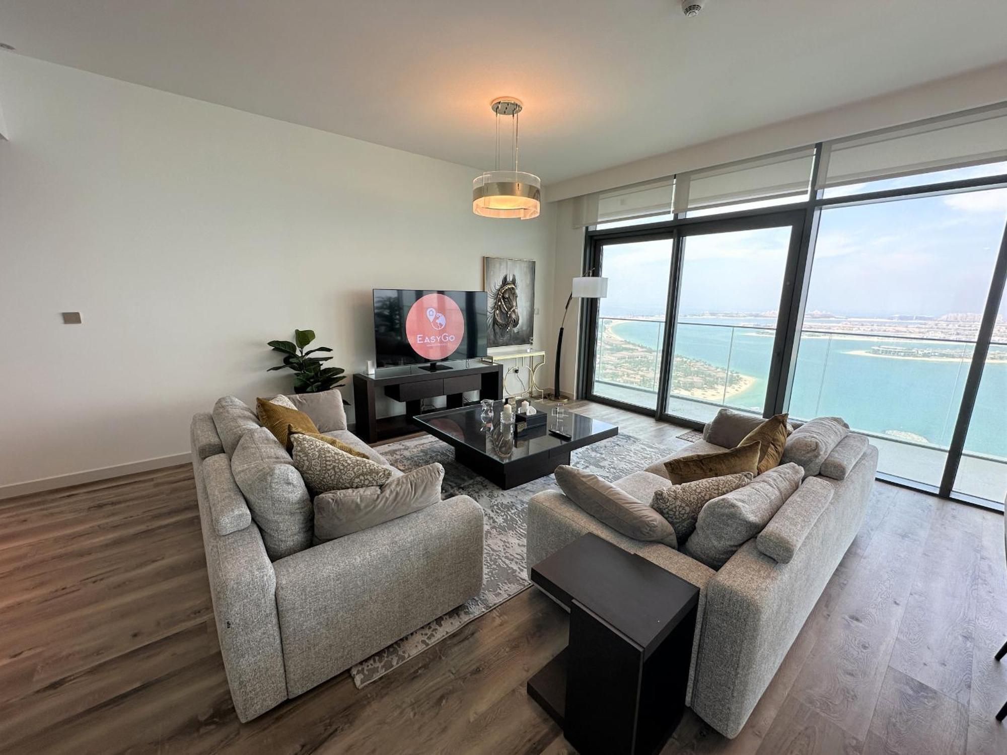 Easygo - Beach Vista Tower 1 - 3 Bedroom & Maid Palm View Apartment *