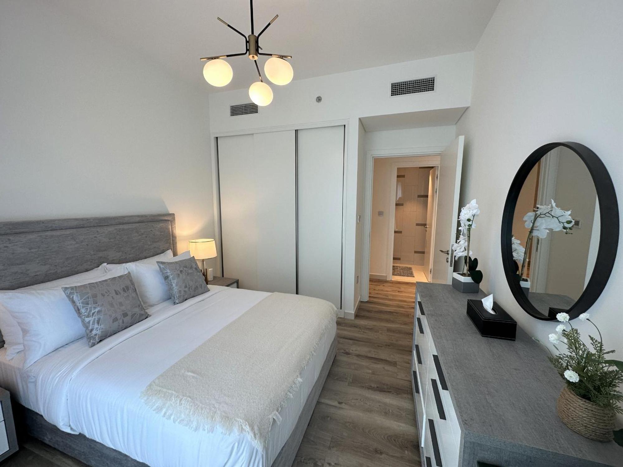 Easygo - Beach Vista Tower 1 - 3 Bedroom & Maid Palm View * Dubai