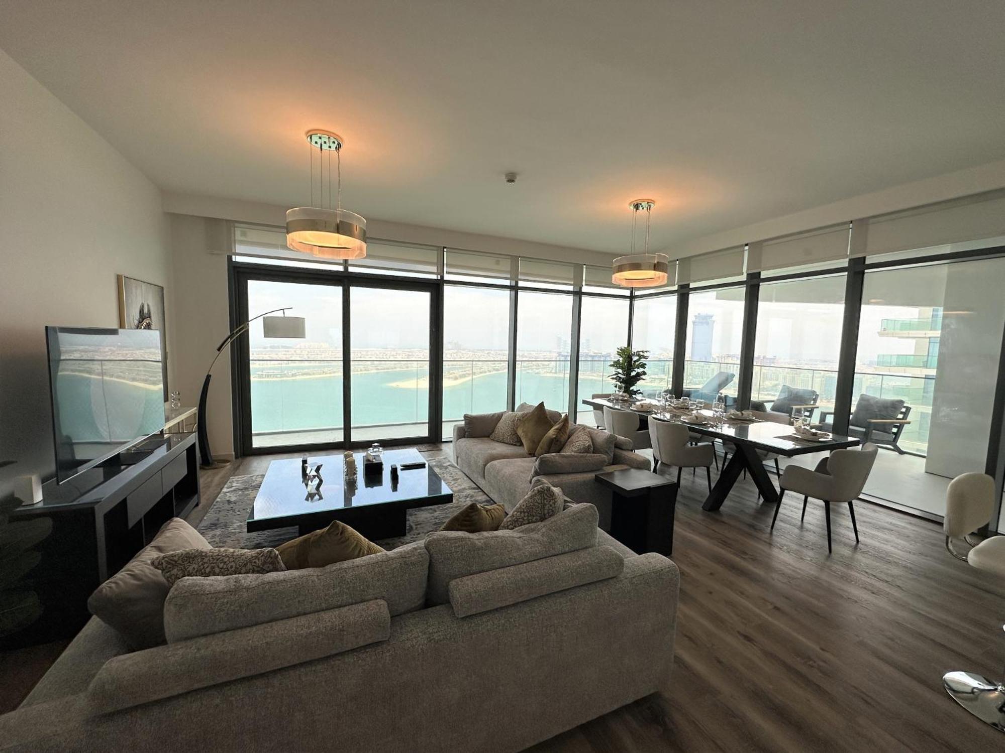Easygo - Beach Vista Tower 1 - 3 Bedroom & Maid Palm View *
