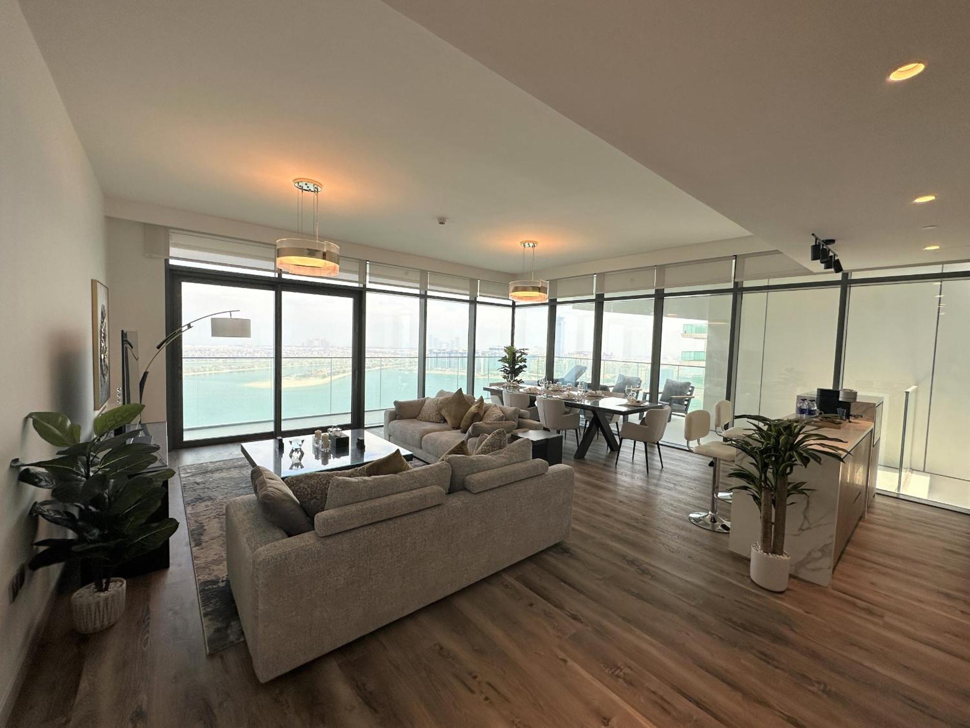 Easygo - Beach Vista Tower 1 - 3 Bedroom & Maid Palm View Dubai