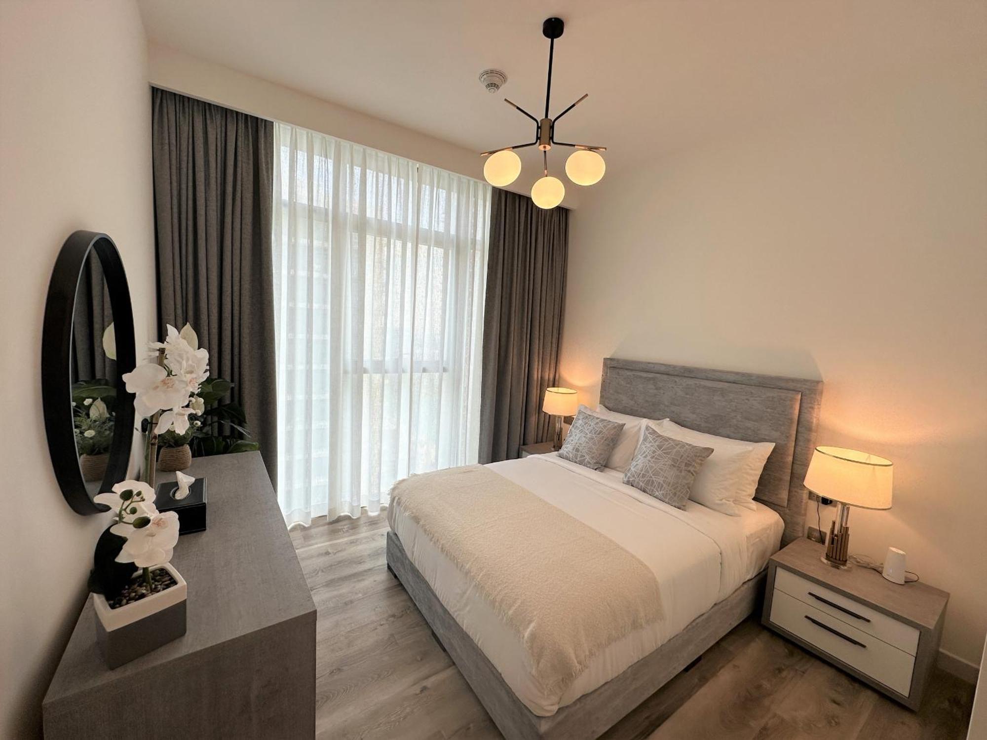 Easygo - Beach Vista Tower 1 - 3 Bedroom & Maid Palm View Apartment