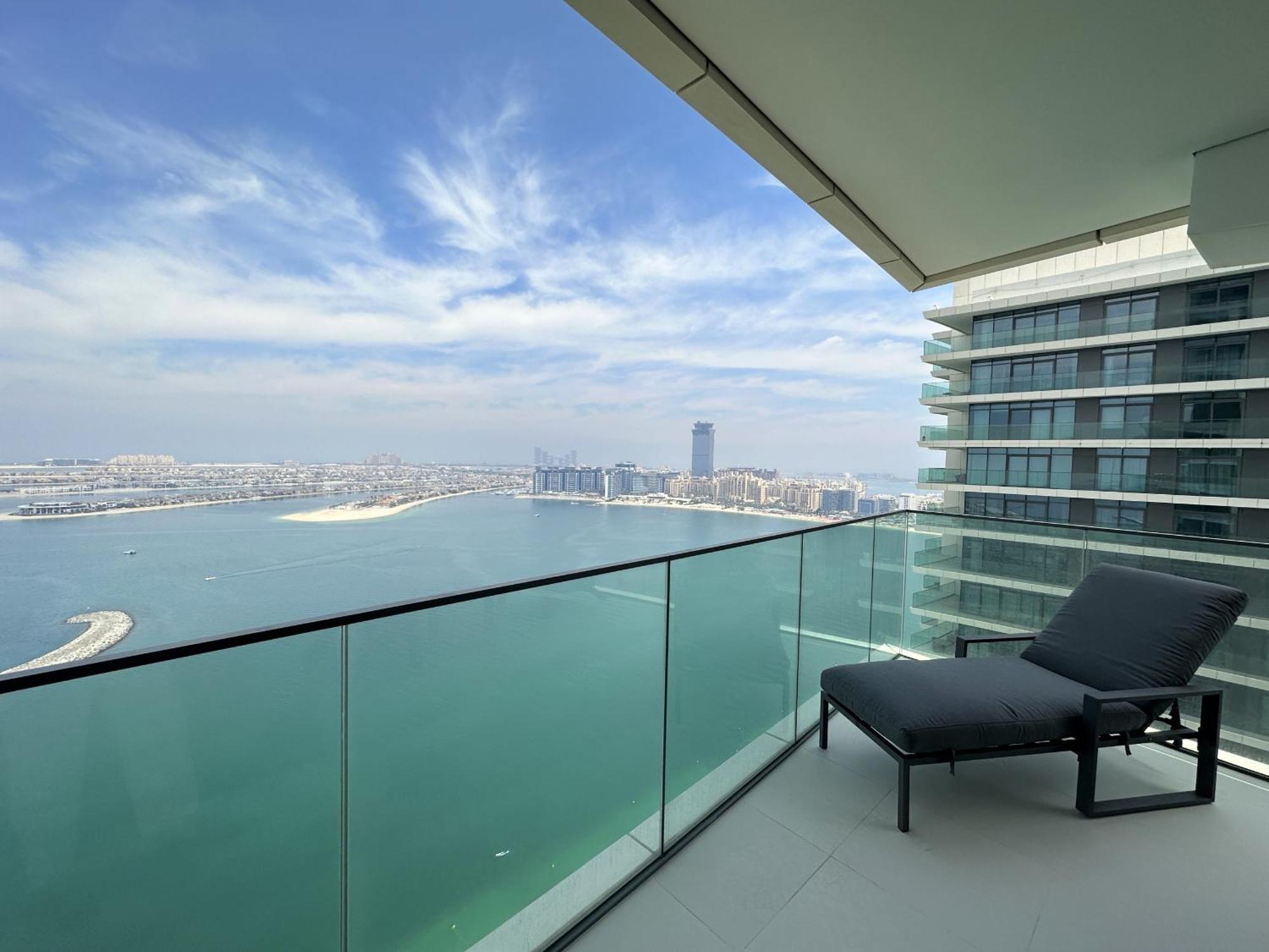 Easygo - Beach Vista Tower 1 - 3 Bedroom & Maid Palm View Dubai