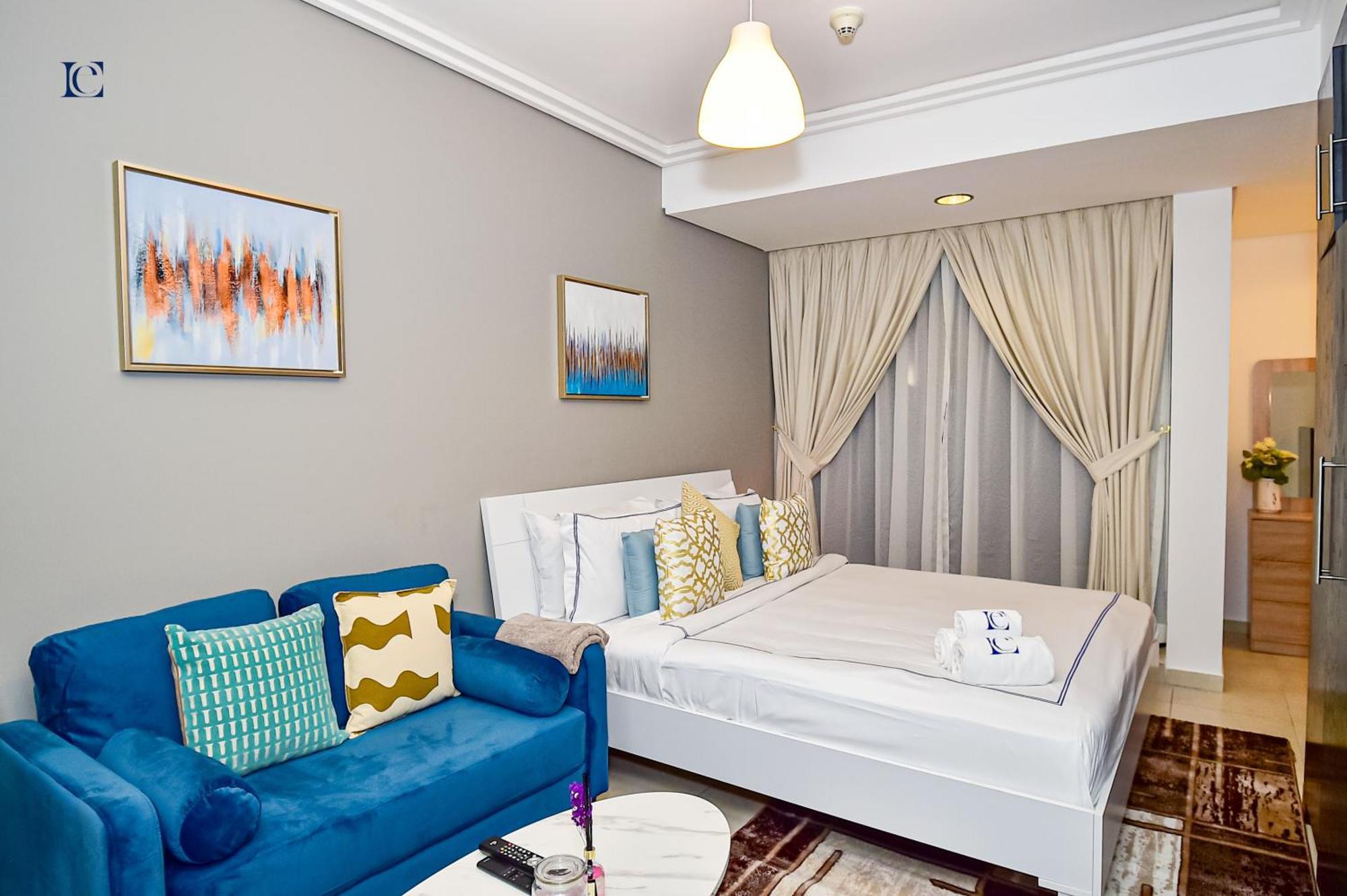 Luxury Escapes - Cozy With Balcony Near Metro - Goldcrest 2 Jlt Apartment