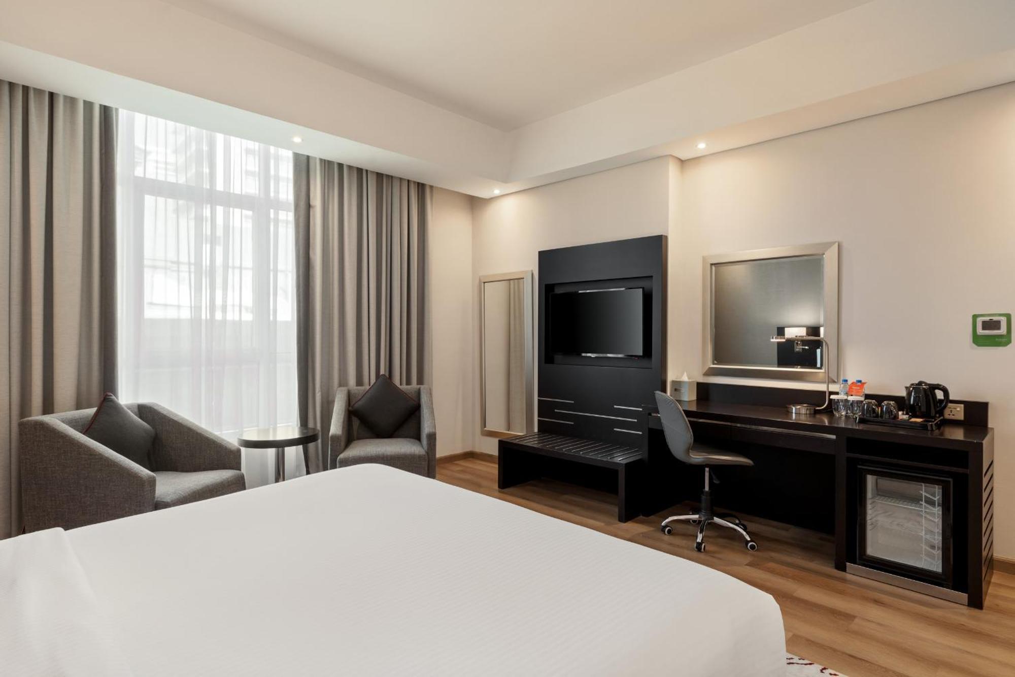 Ramada By Wyndham Barsha Heights 4* Dubai