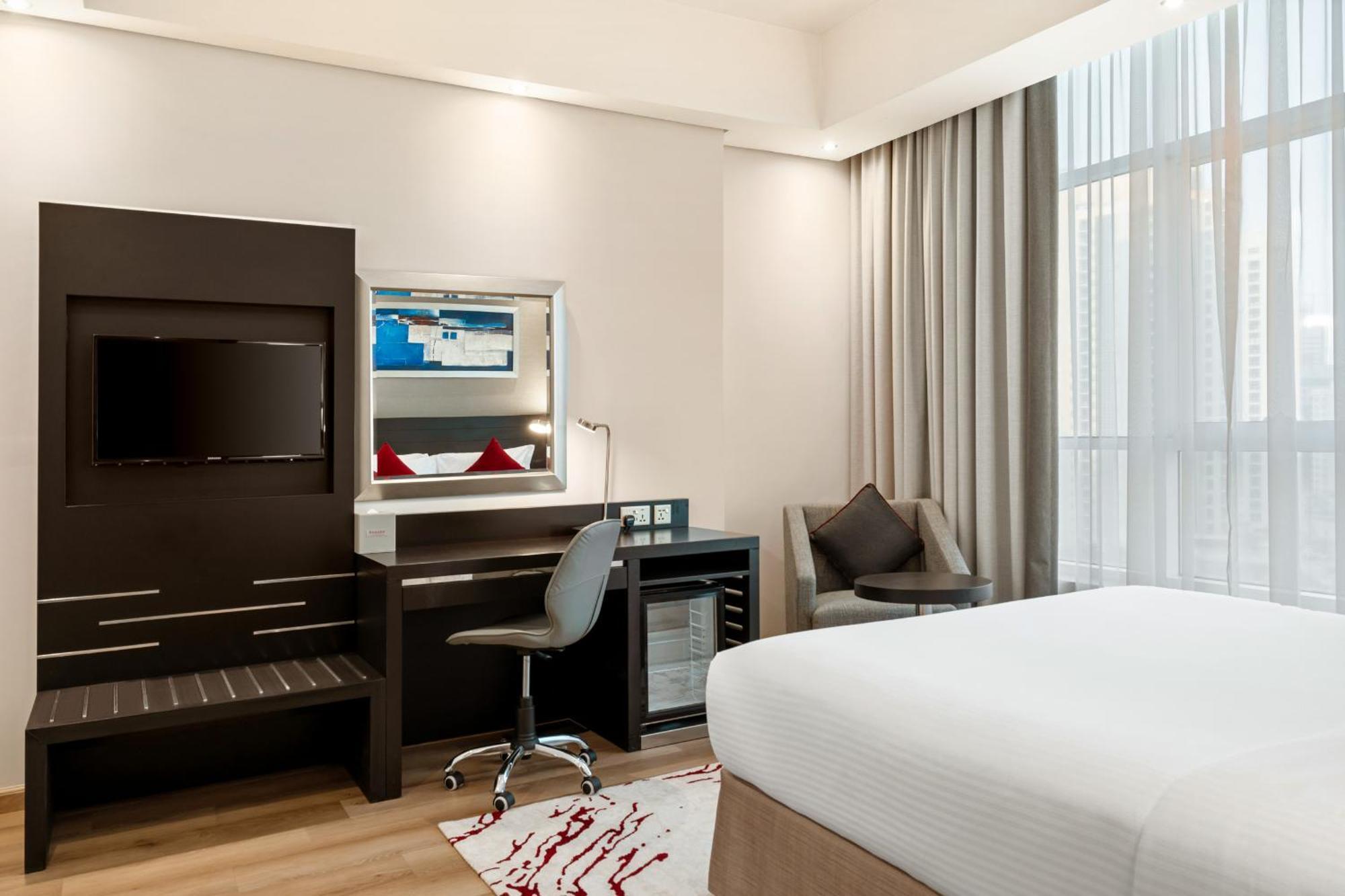Ramada By Wyndham Barsha Heights 4*