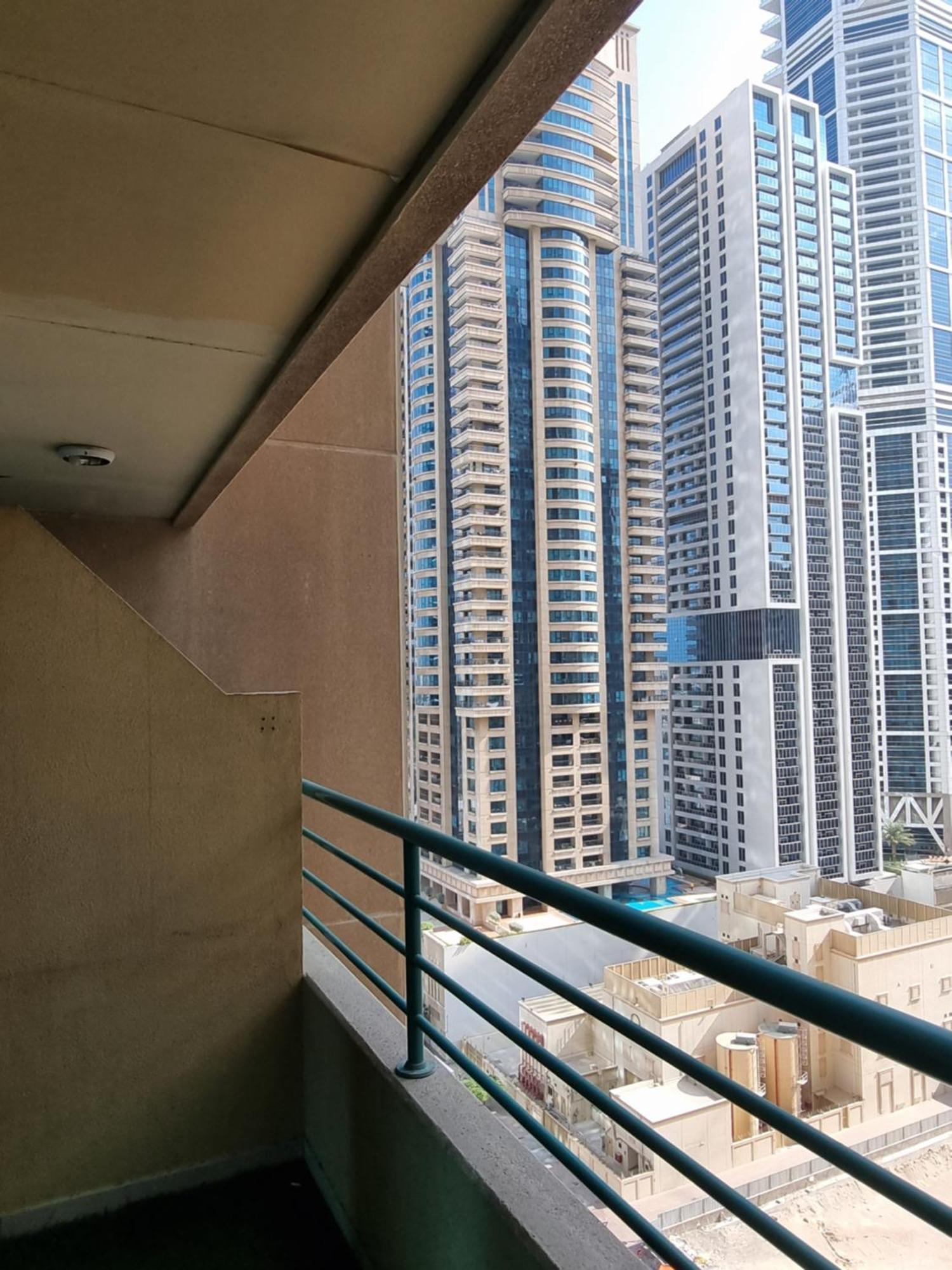 Apartment Granada Marina Crown Dubai