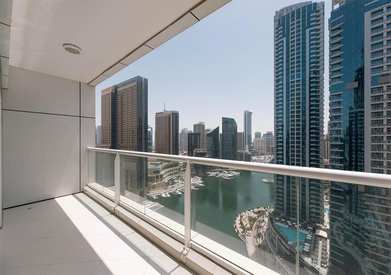 Apartment Stylish Space With Balcony Facing The Marina! *