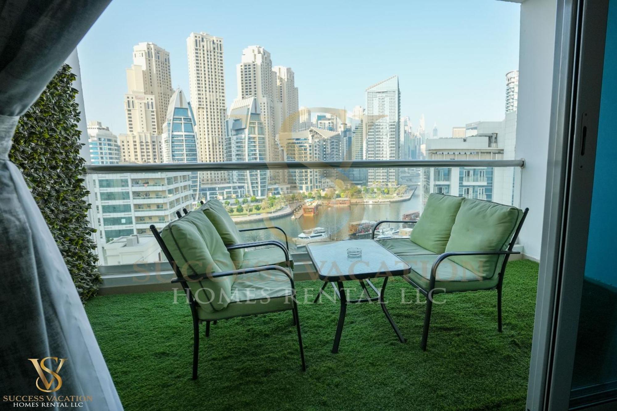 Success Luxury - 5 Min Away Marina Corniche - Free Housekeeping Provided Everyday-24-7 Staff Available For Services Apartment *