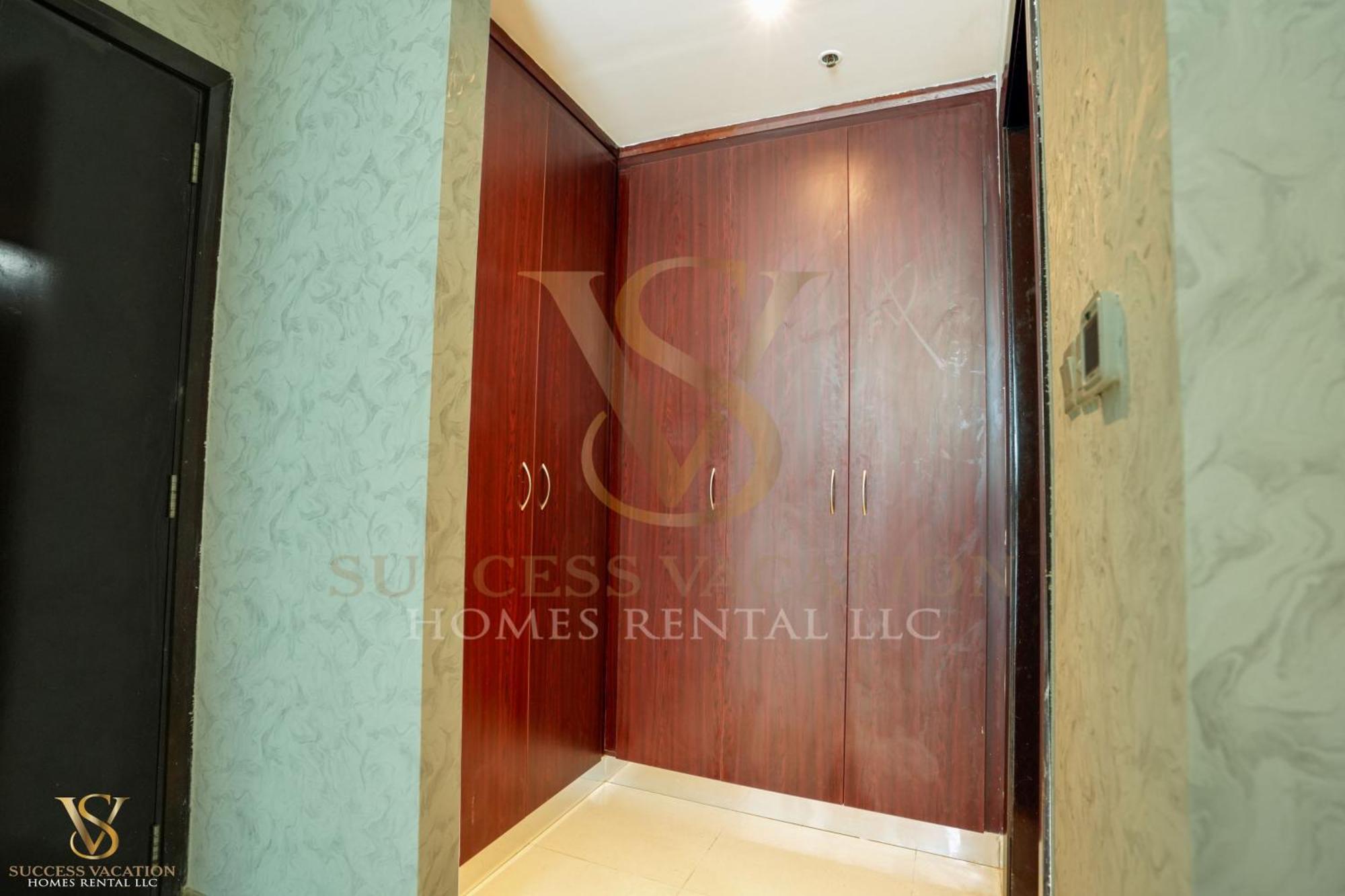 Apartment Success Luxury - 5 Min Away Marina Corniche - Free Housekeeping Provided Everyday-24-7 Staff Available For Services Dubai