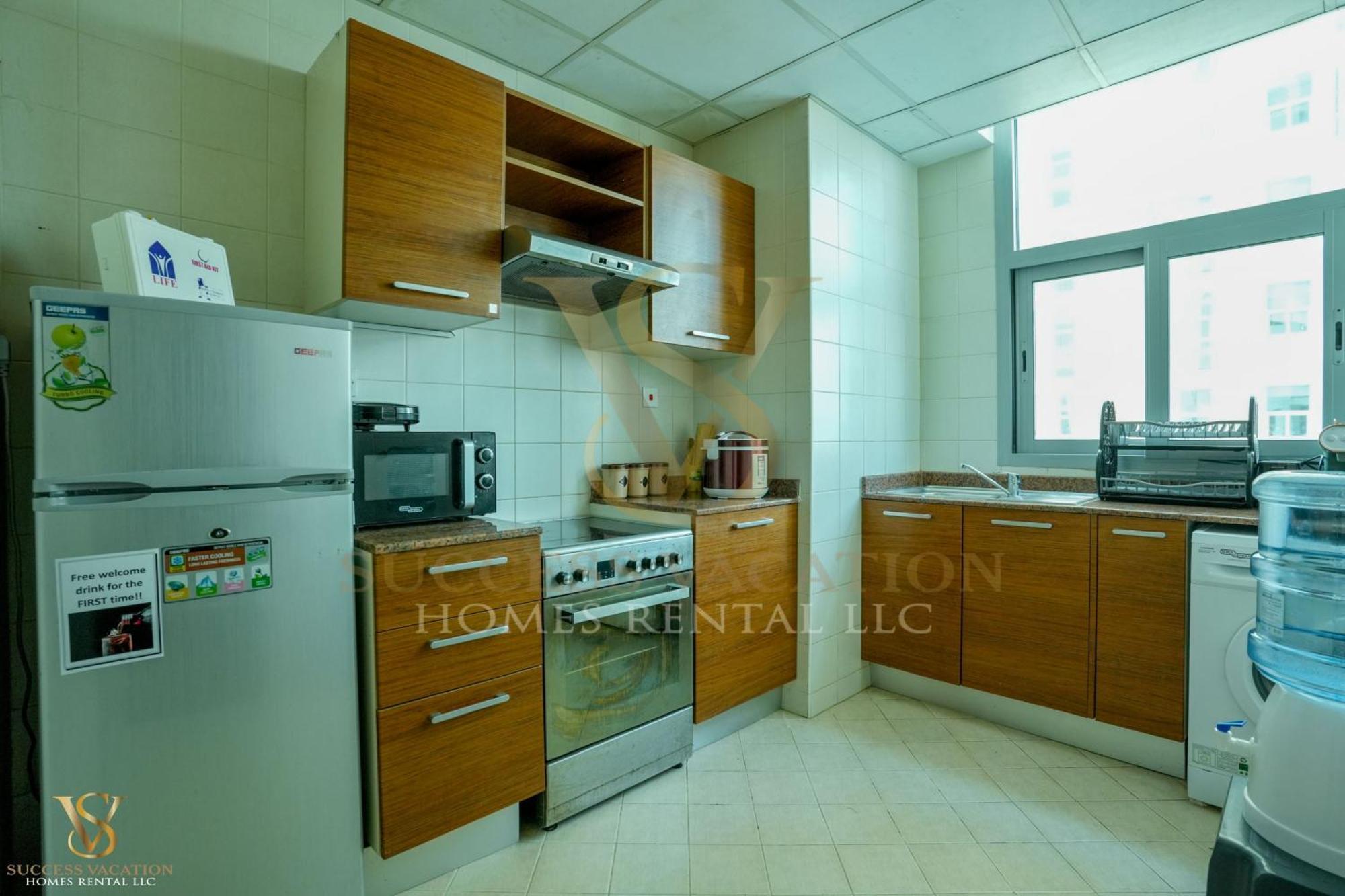 Success Luxury - 5 Min Away Marina Corniche - Free Housekeeping Provided Everyday-24-7 Staff Available For Services Apartment