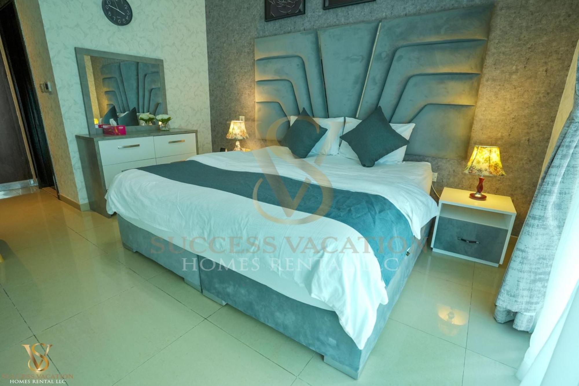 Success Luxury - 5 Min Away Marina Corniche - Free Housekeeping Provided Everyday-24-7 Staff Available For Services