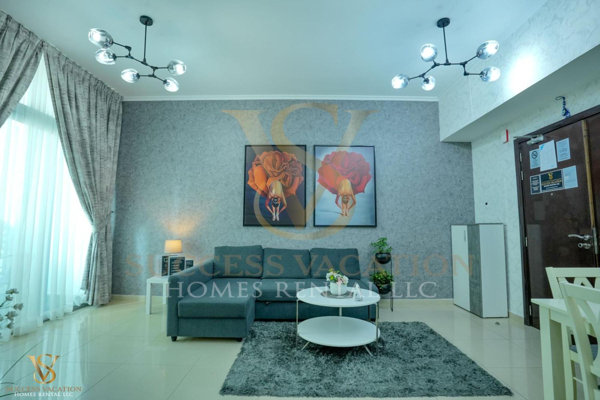 Success Luxury - 5 Min Away Marina Corniche - Free Housekeeping Provided Everyday-24-7 Staff Available For Services * Dubai