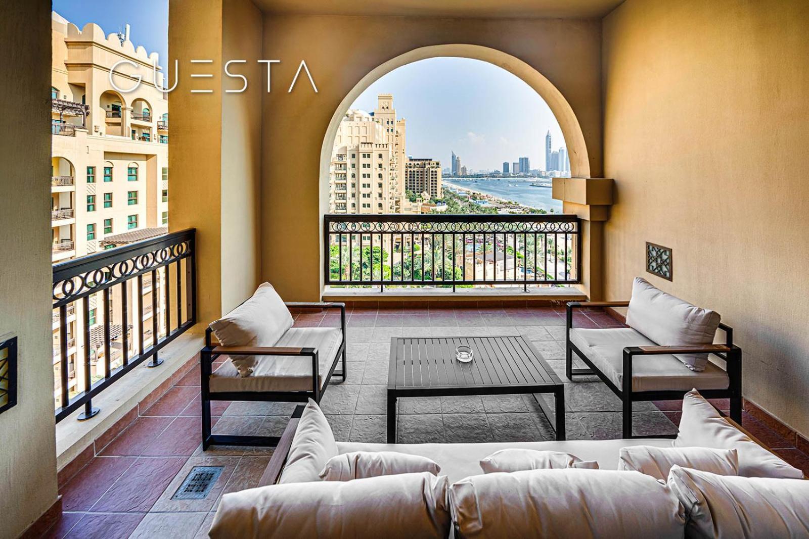 Fairmont The Palm, Free Access To And Pools
