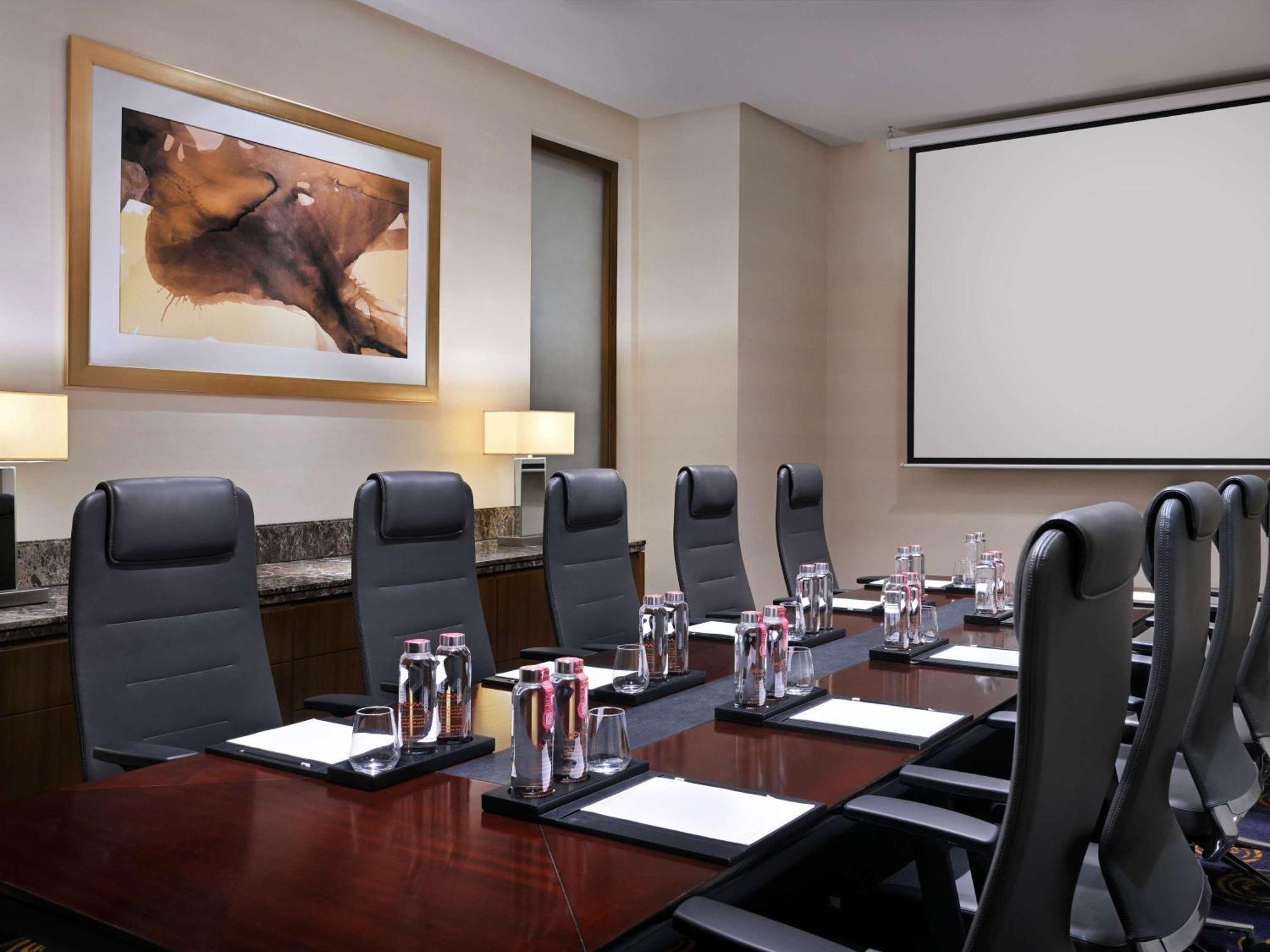 Moevenpick Jumeirah 5* Dubai