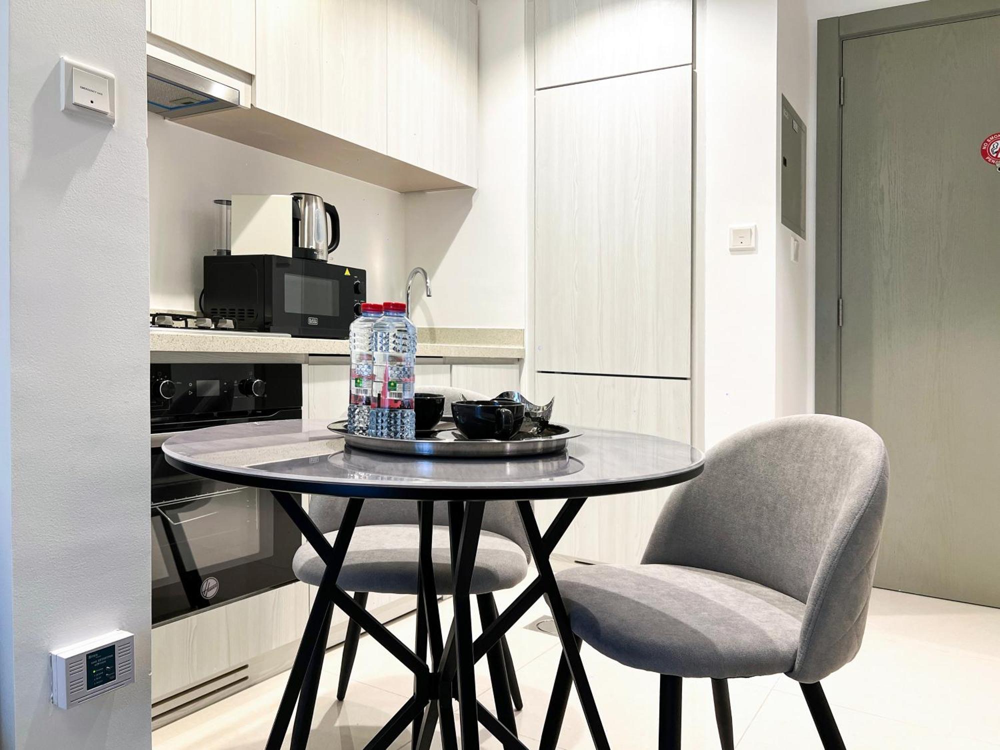 Keyrock Living - 1 Bedroom - Business Bay - Near Metro Station - Zada Tower Apartment *