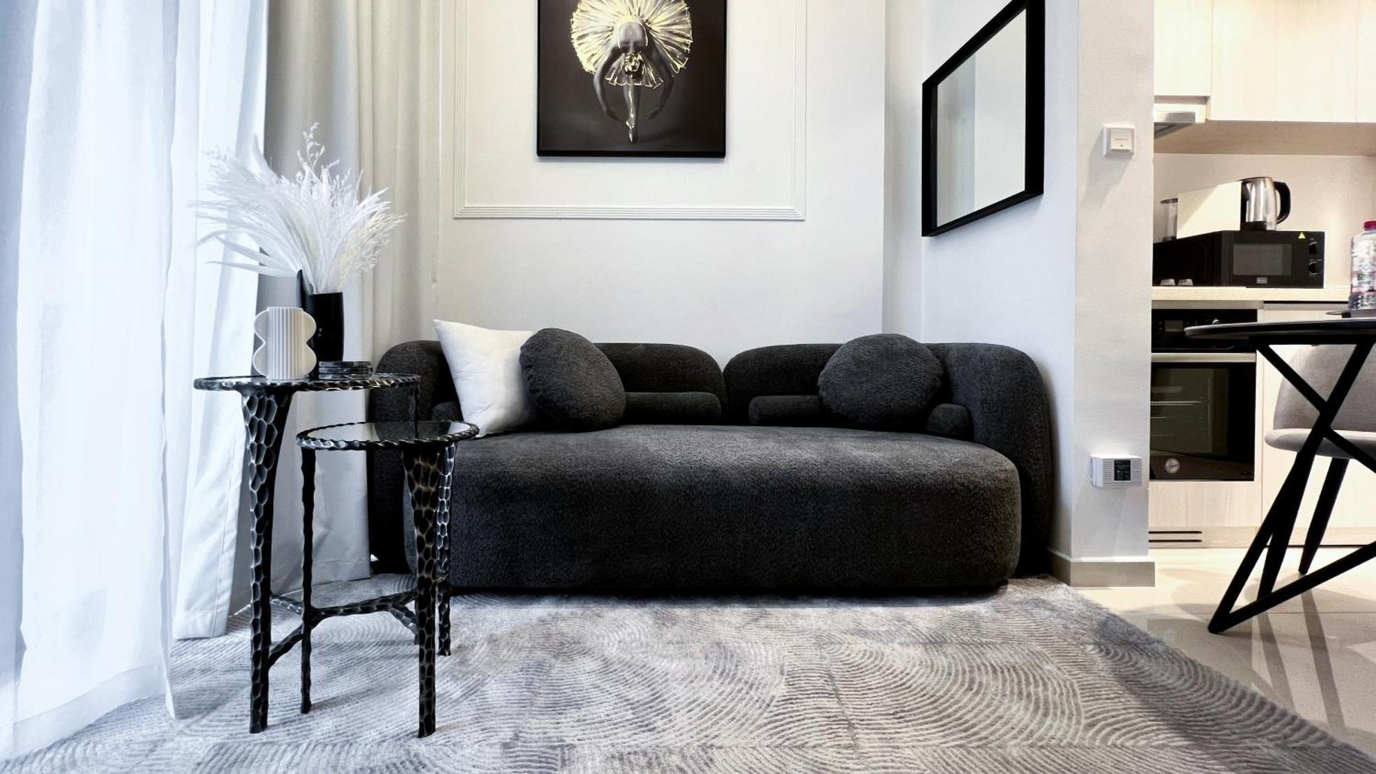Keyrock Living - 1 Bedroom - Business Bay - Near Metro Station - Zada Tower Apartment *