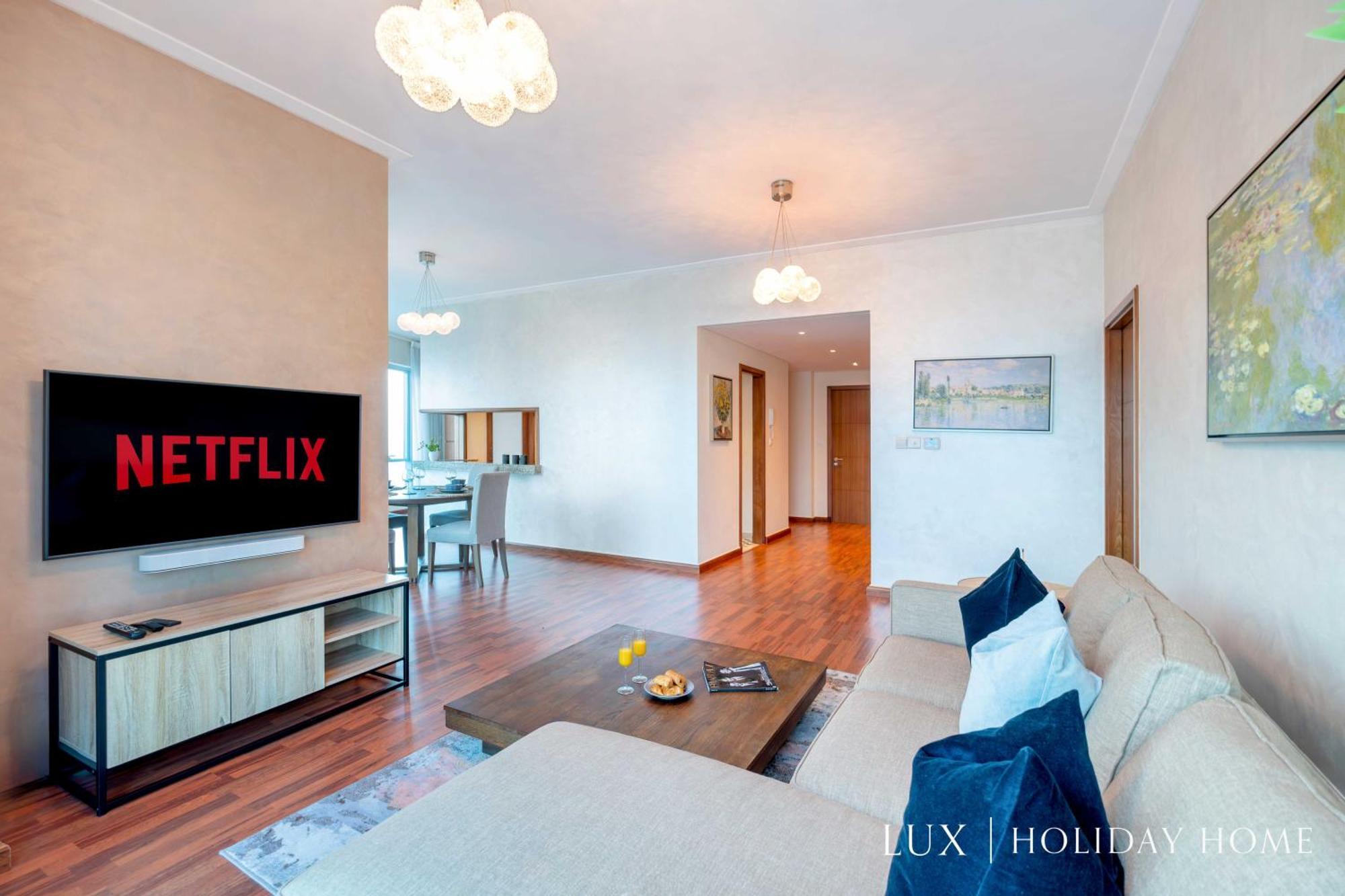 Lux - The Scenic Space Marina View Apartment Dubai