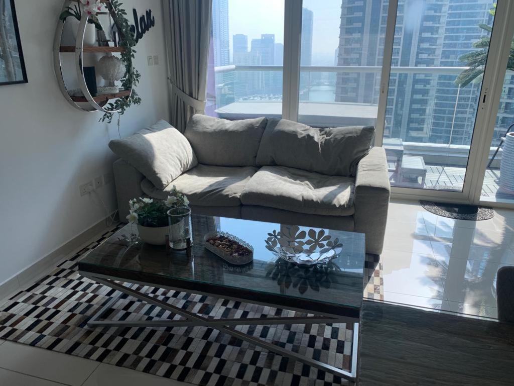 Luxury Private Jacuzzi In The Heart Of Marina Jbr Dubai