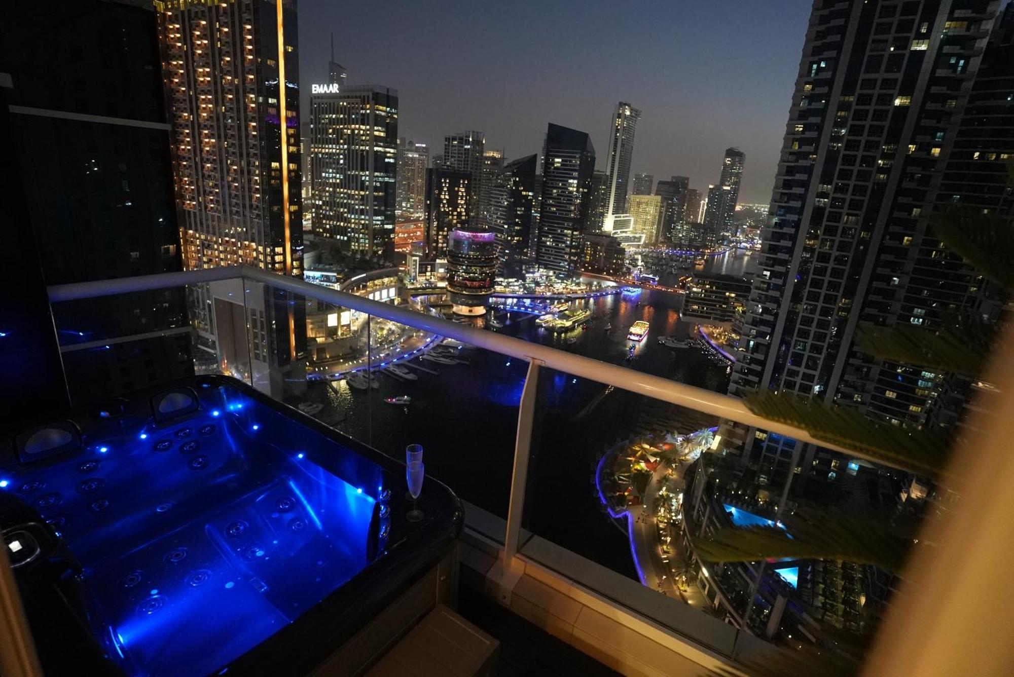 Luxury Private Jacuzzi In The Heart Of Marina Jbr Dubai