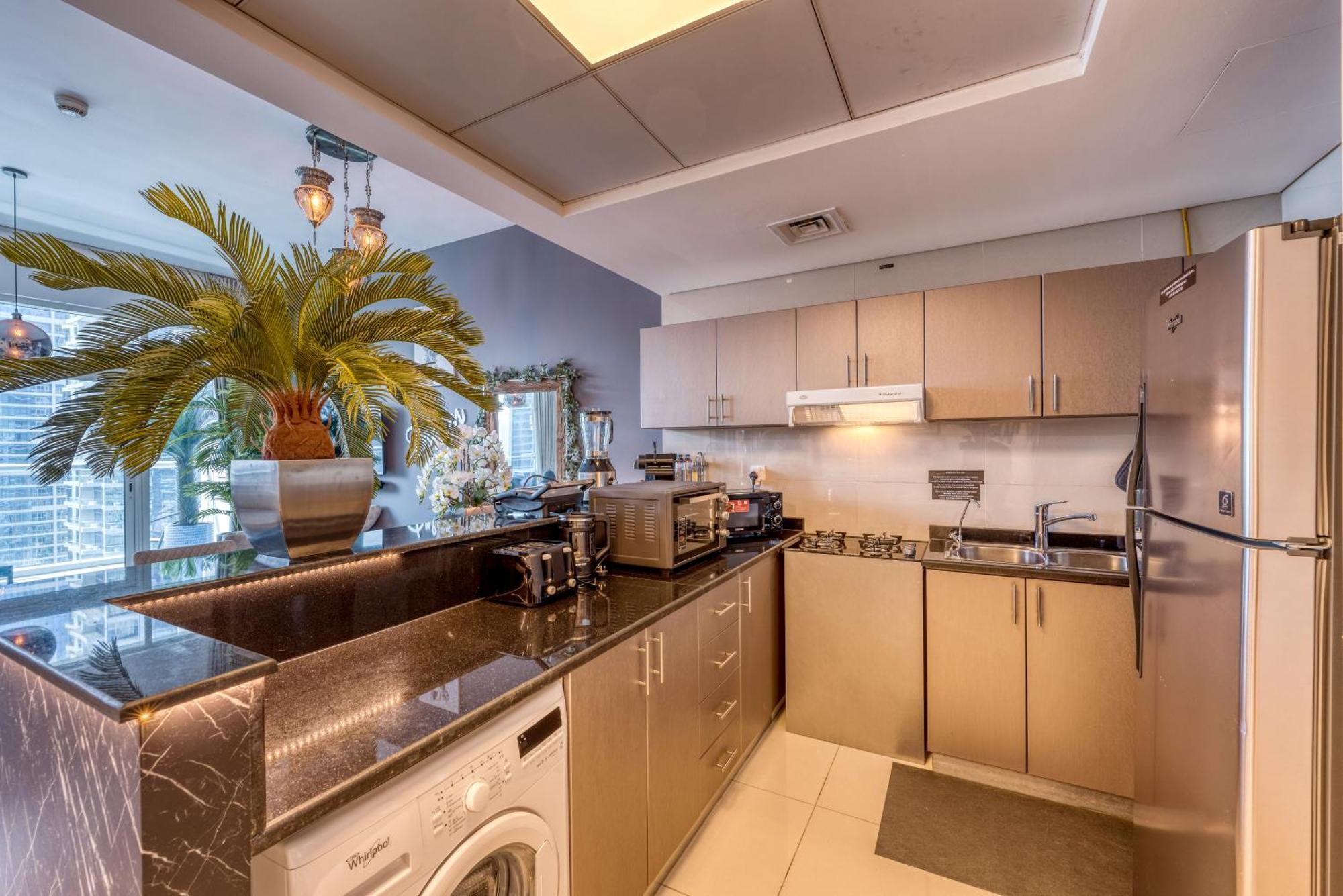 Luxury Private Jacuzzi In The Heart Of Marina Jbr Apartment