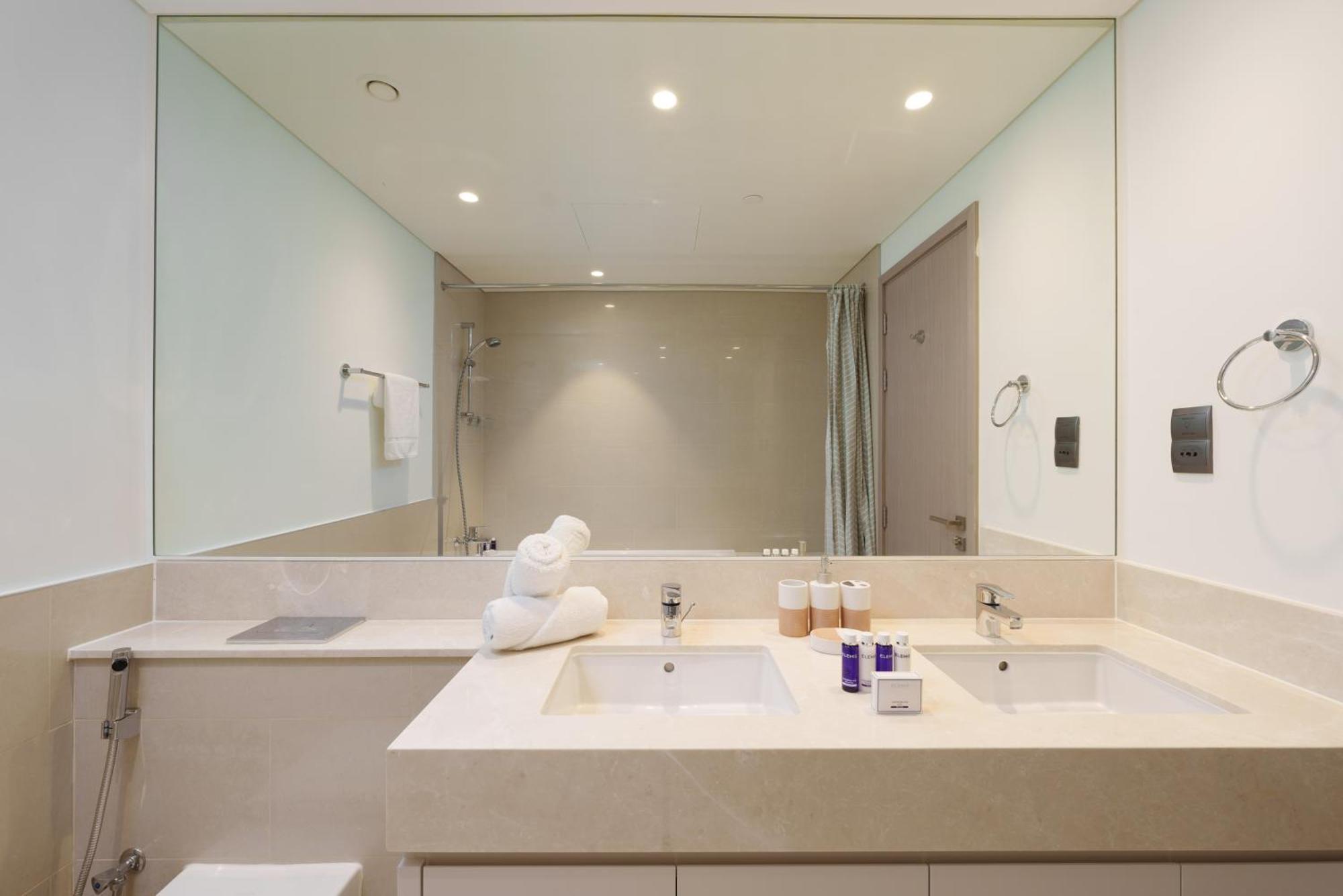 Apartment Maison Privee - Luxury 2bedroom With Burj Khalifa & Fountain Views *