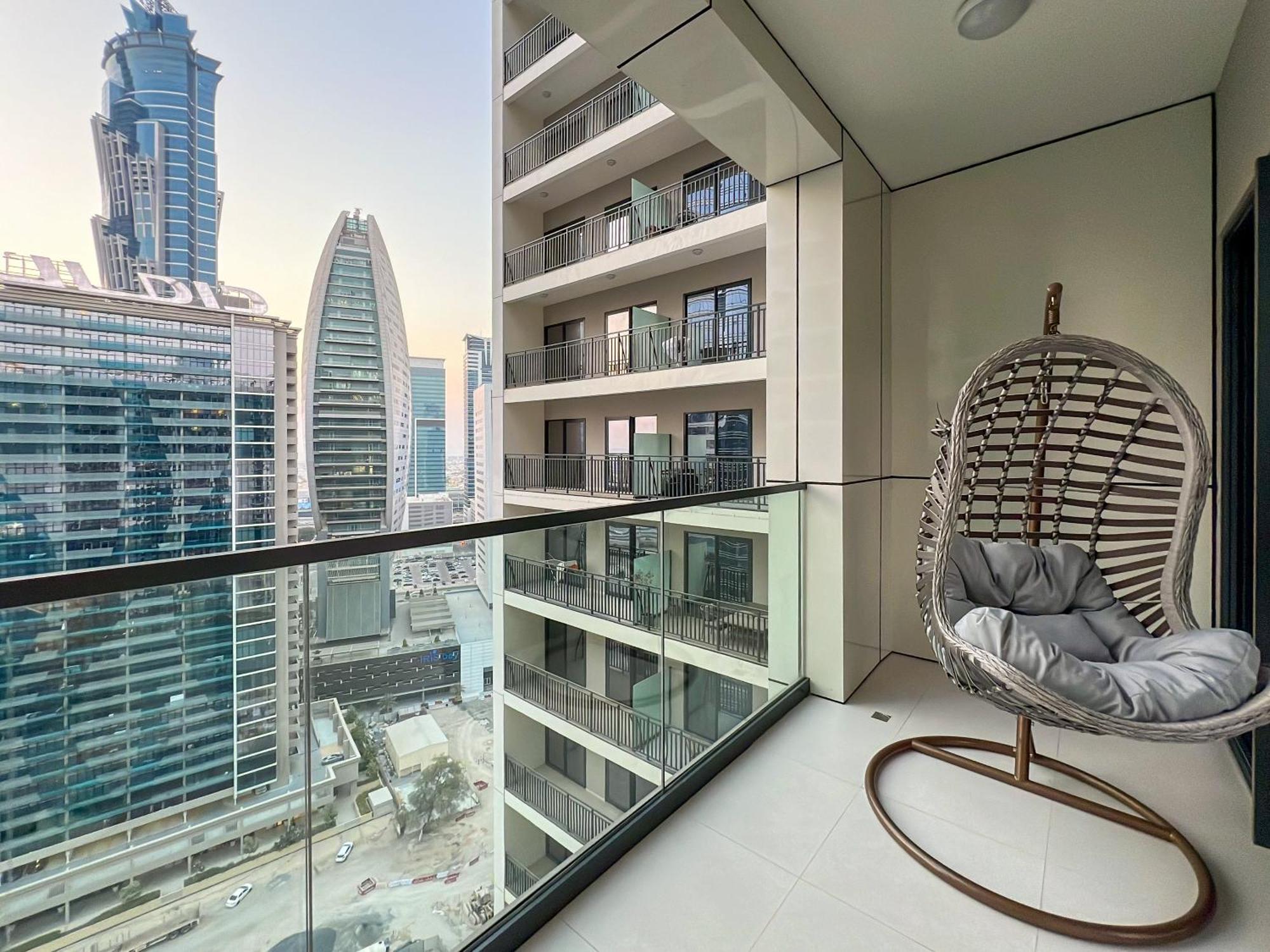 Apartment Keyrock Living - 1 Bedroom - Business Bay - Near Metro Station - Zada Tower Dubai