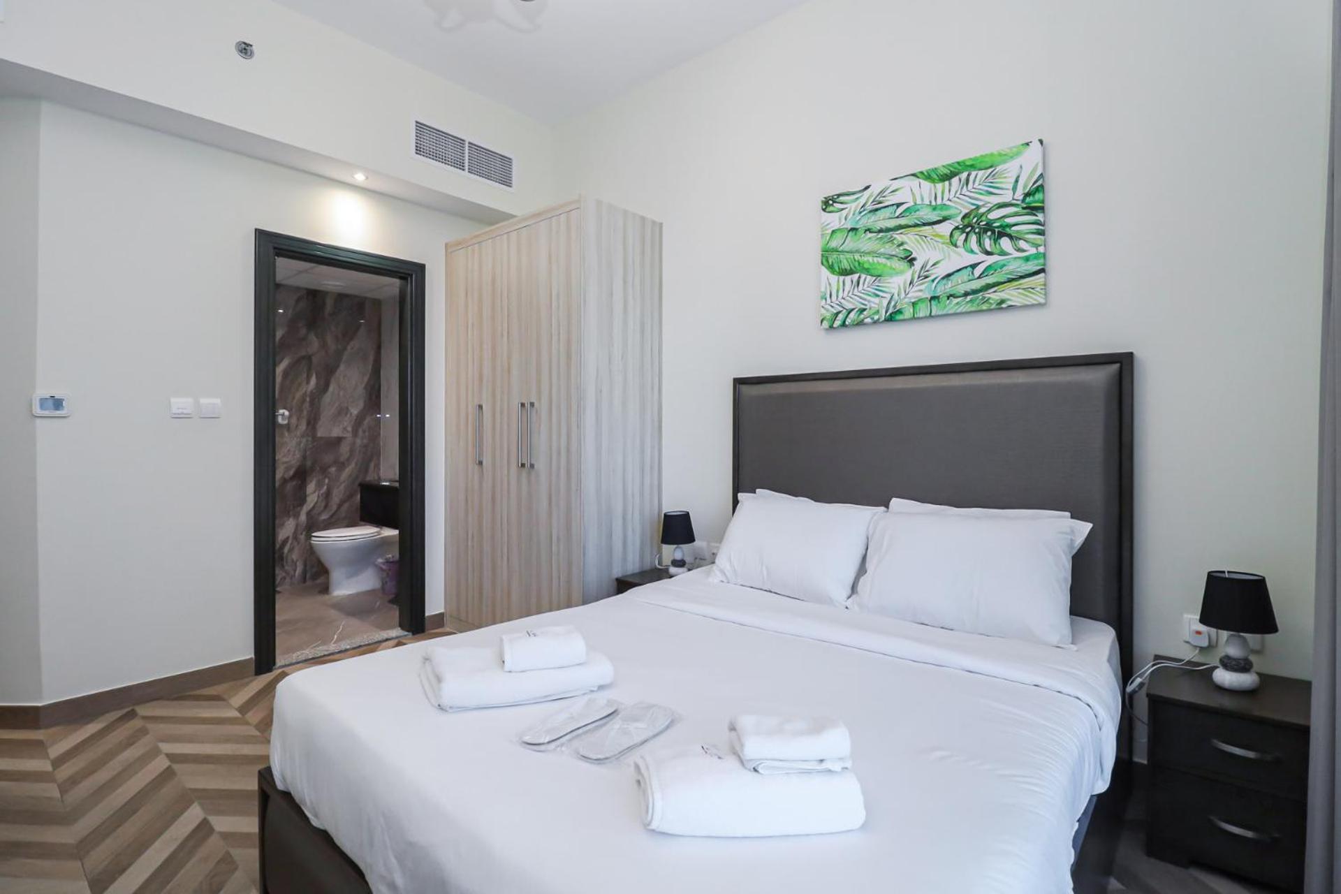 Apartment Serene Escape I Canal View I Fast Wi-fi *
