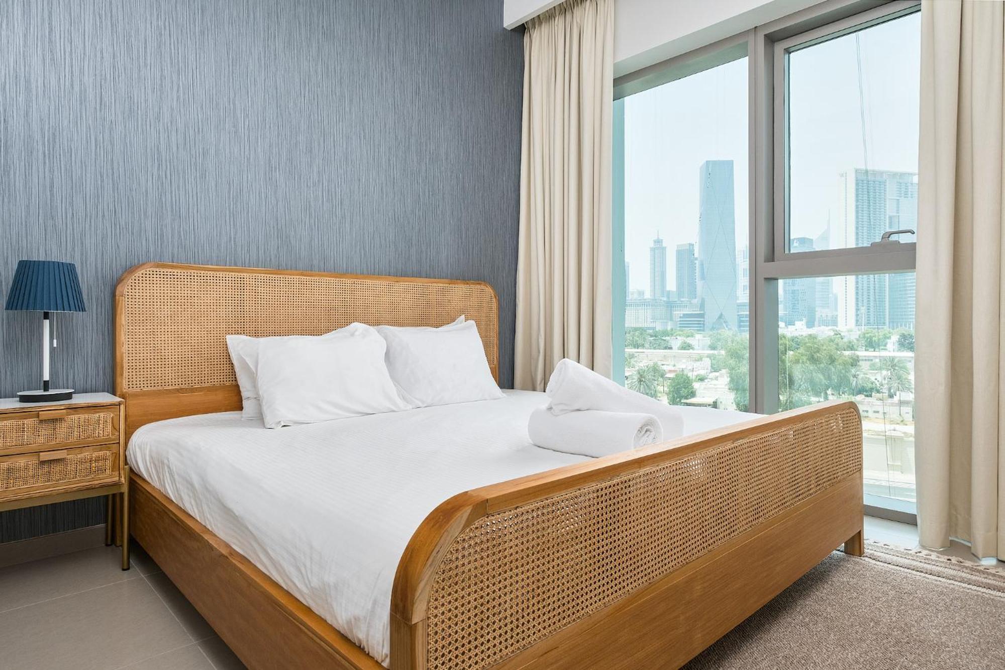Bellavista Downtown Views Ii Tower 1 Modern 2br Downtown View *