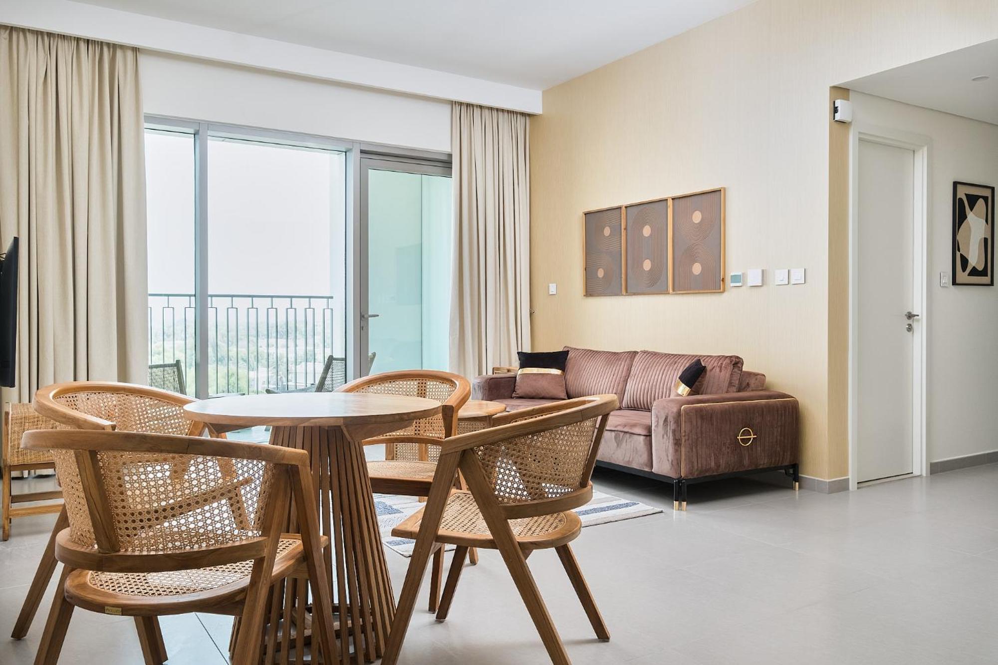 Bellavista Downtown Views Ii Tower 1 Modern 2br Downtown View Apartment Dubai