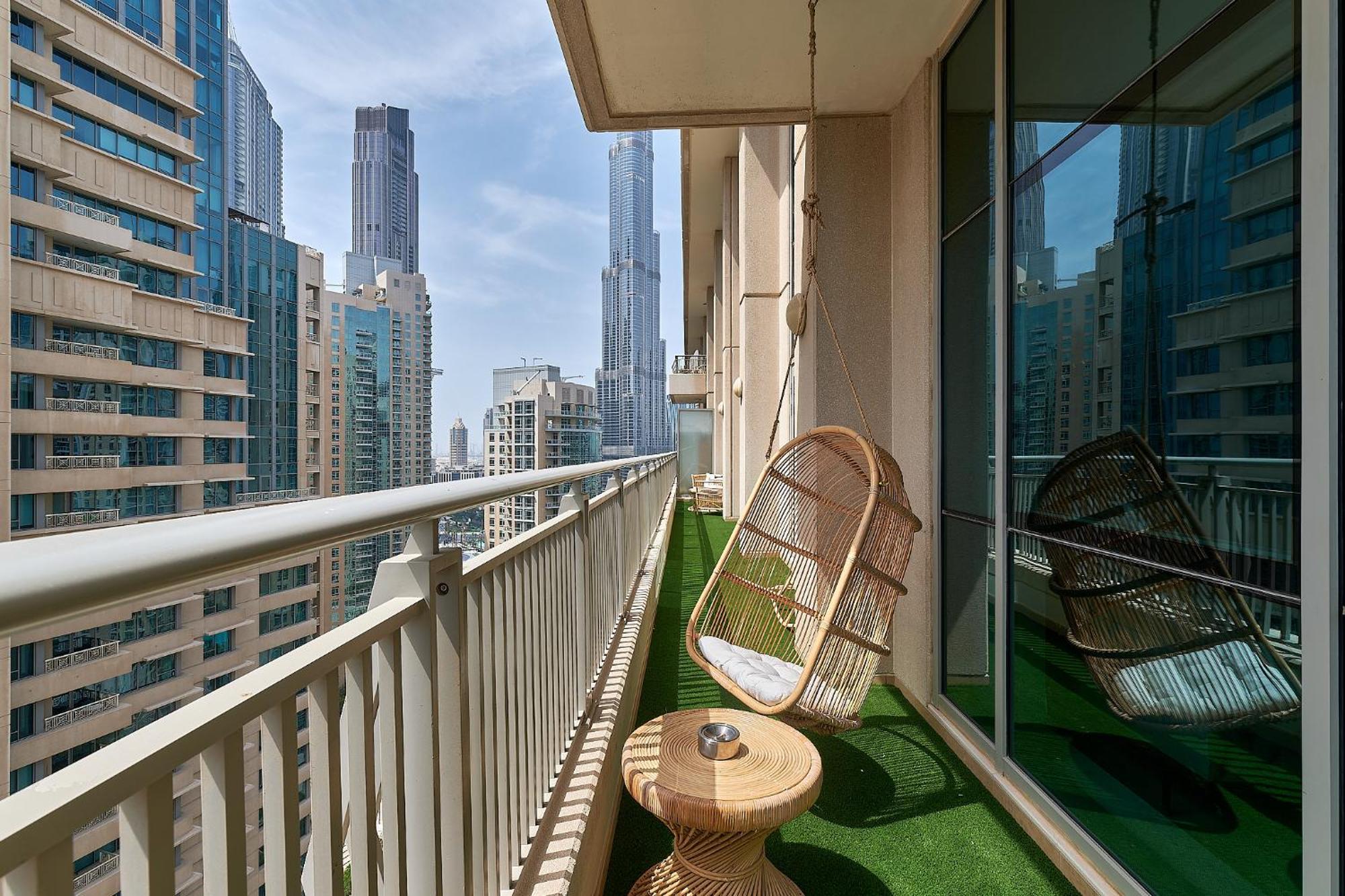 Bellavista Penthouse: Panoramic Burj Khalifa Views *