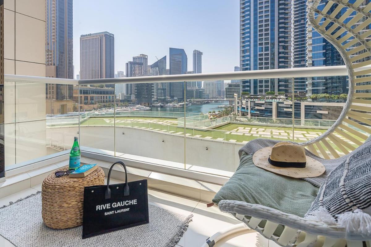 Frank Porter - Continental Tower Apartment *