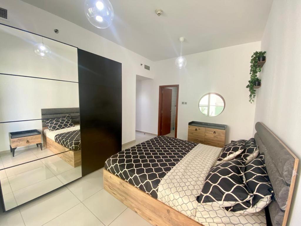 Lovely Marina - Partial Sea View Apartment