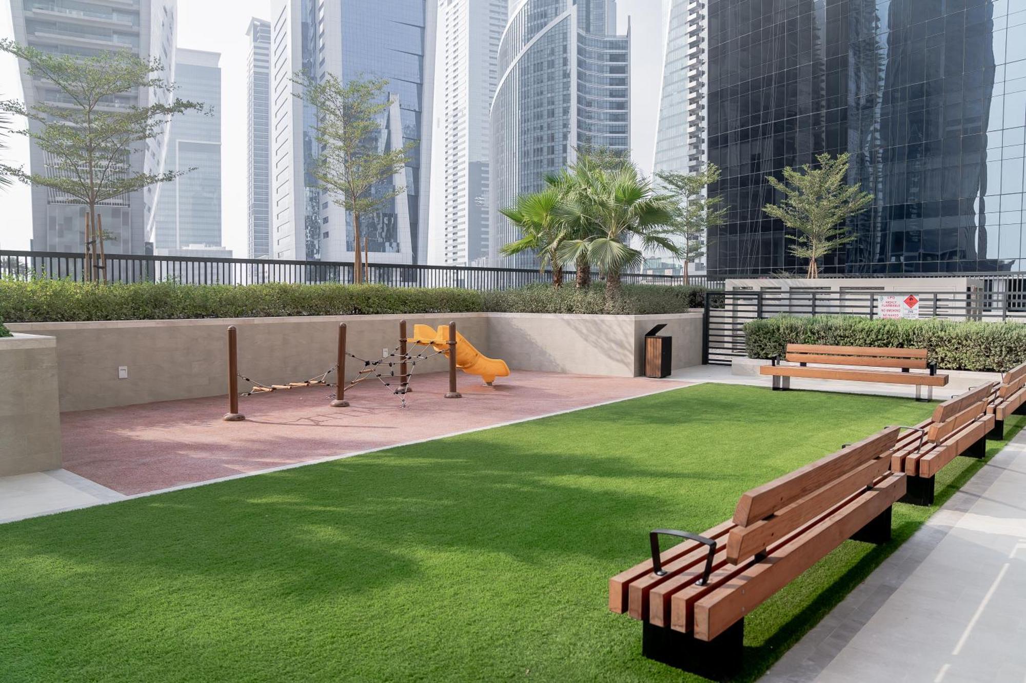 Clever Guest Zada Tower Apartment Dubai