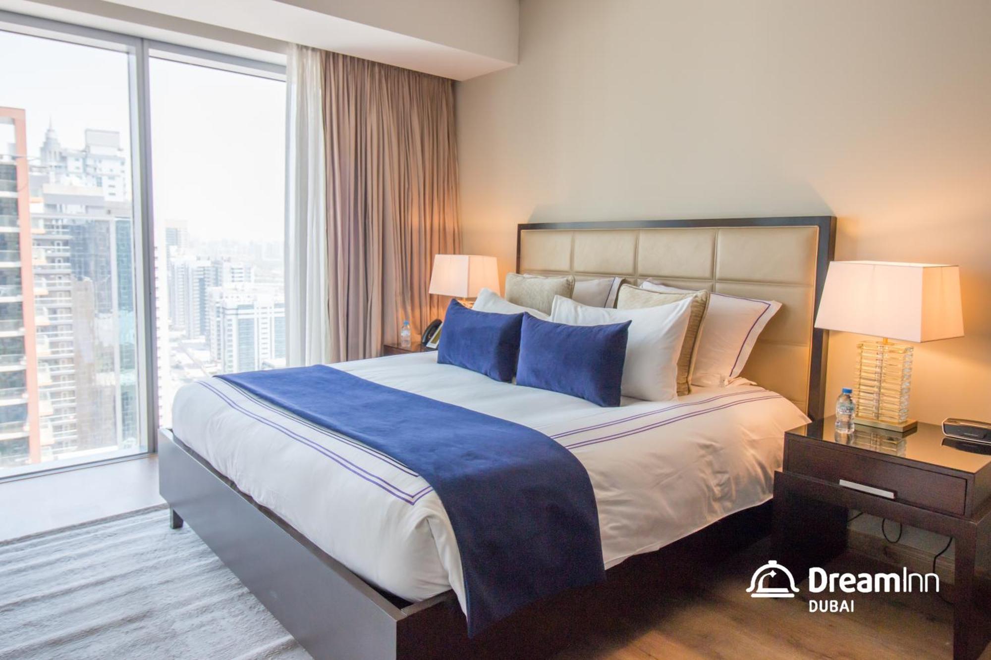 Dream Apartments- Premium 1br Connected To Marina Mall Apartment Dubai