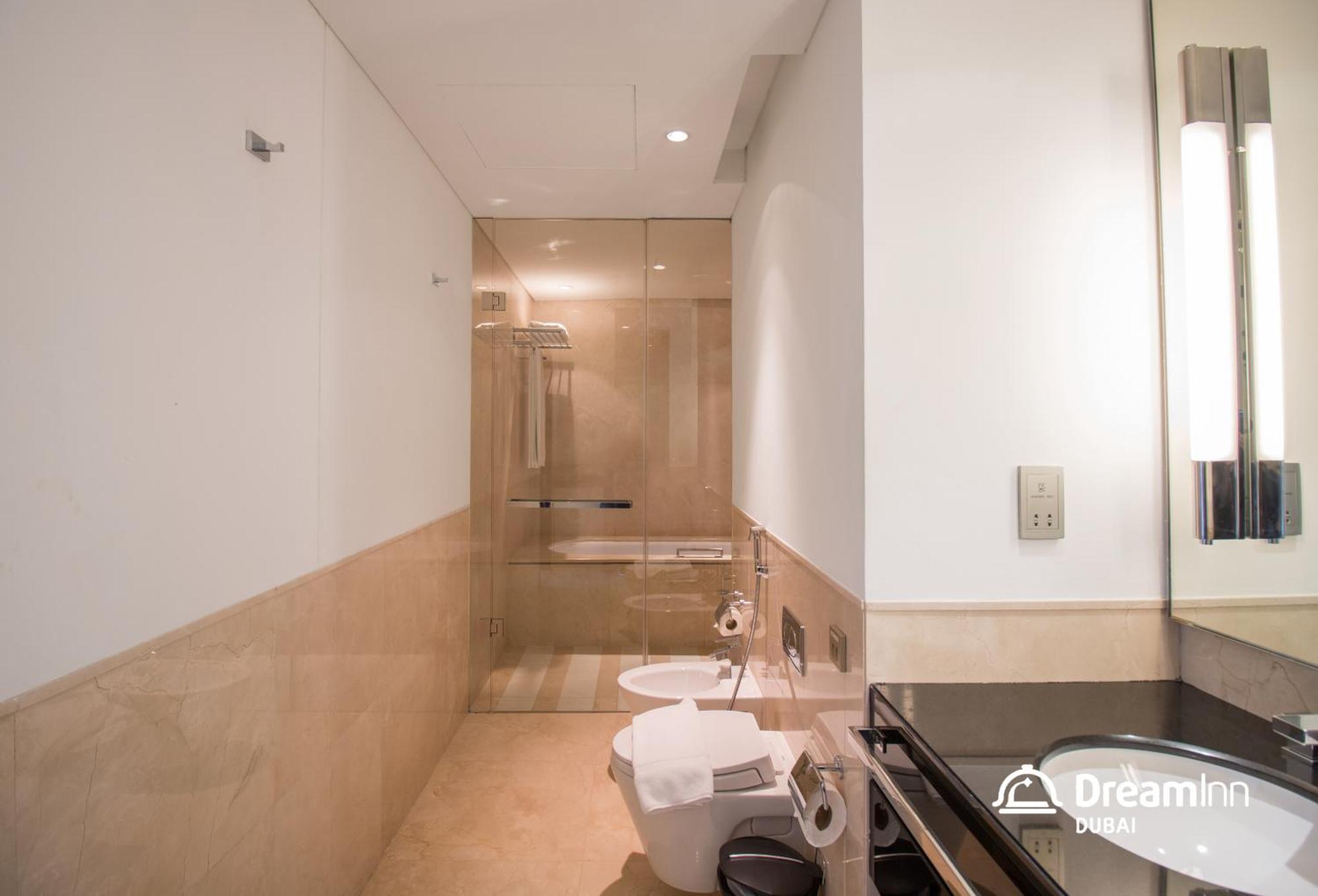 Apartment Dream Apartments- Premium 1br Connected To Marina Mall *