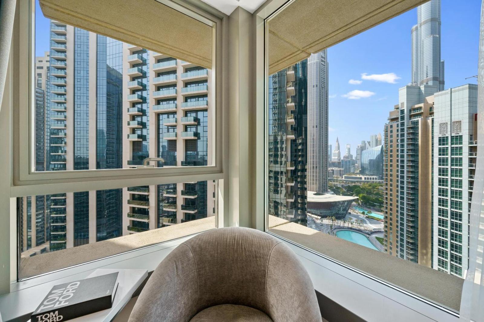 Luxury Burj Khalifa & Fountain View Apt Downtown Apartment